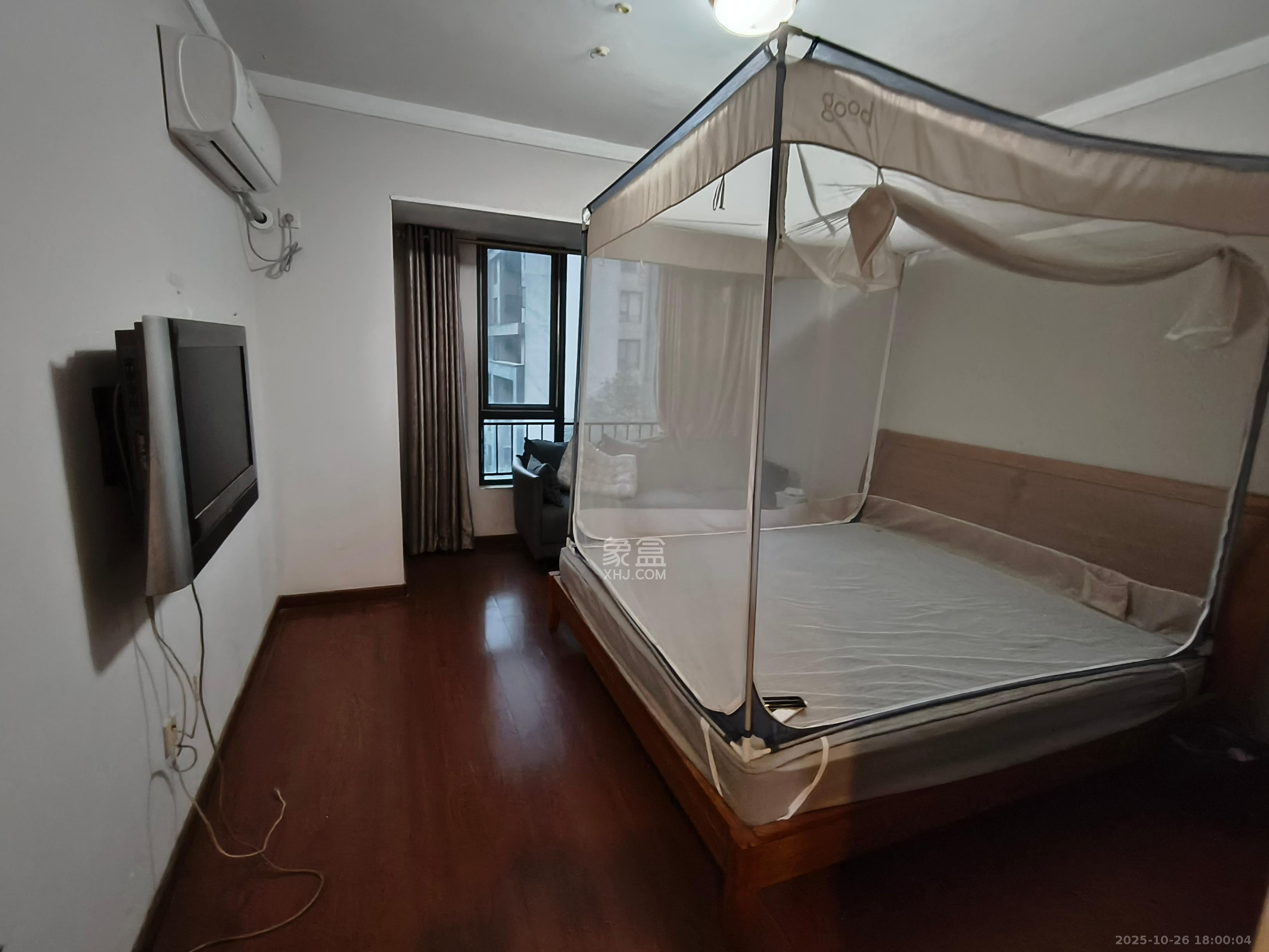 万科金域华府一期  3室2厅1卫    2800.0元/月 万科金域华府一期  3室2厅1卫    2800.0元/月室内图