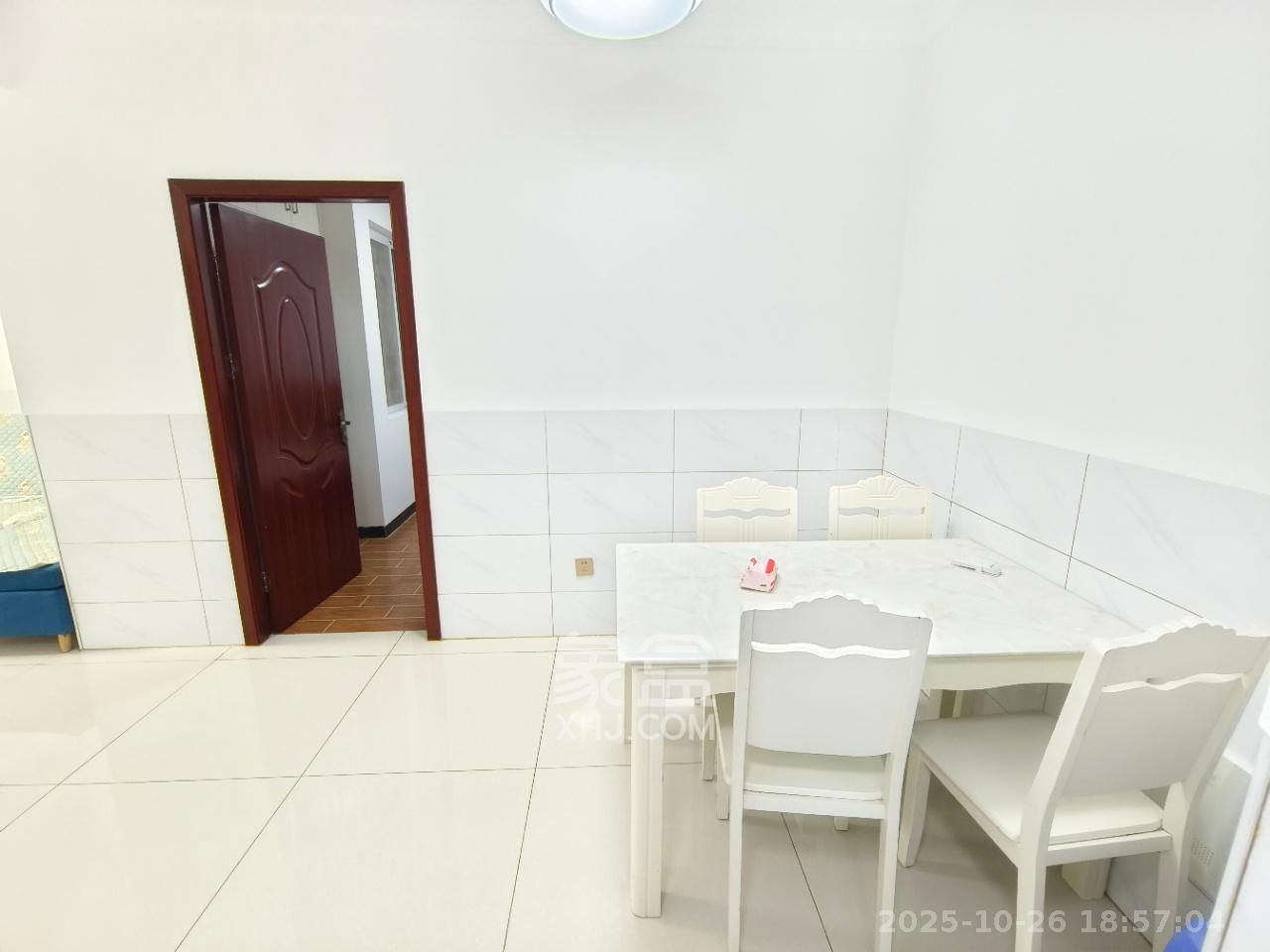 和沁园 2室1厅1卫 1800.0元/月 和沁园 2室1厅1卫 1800.0元/月室内图