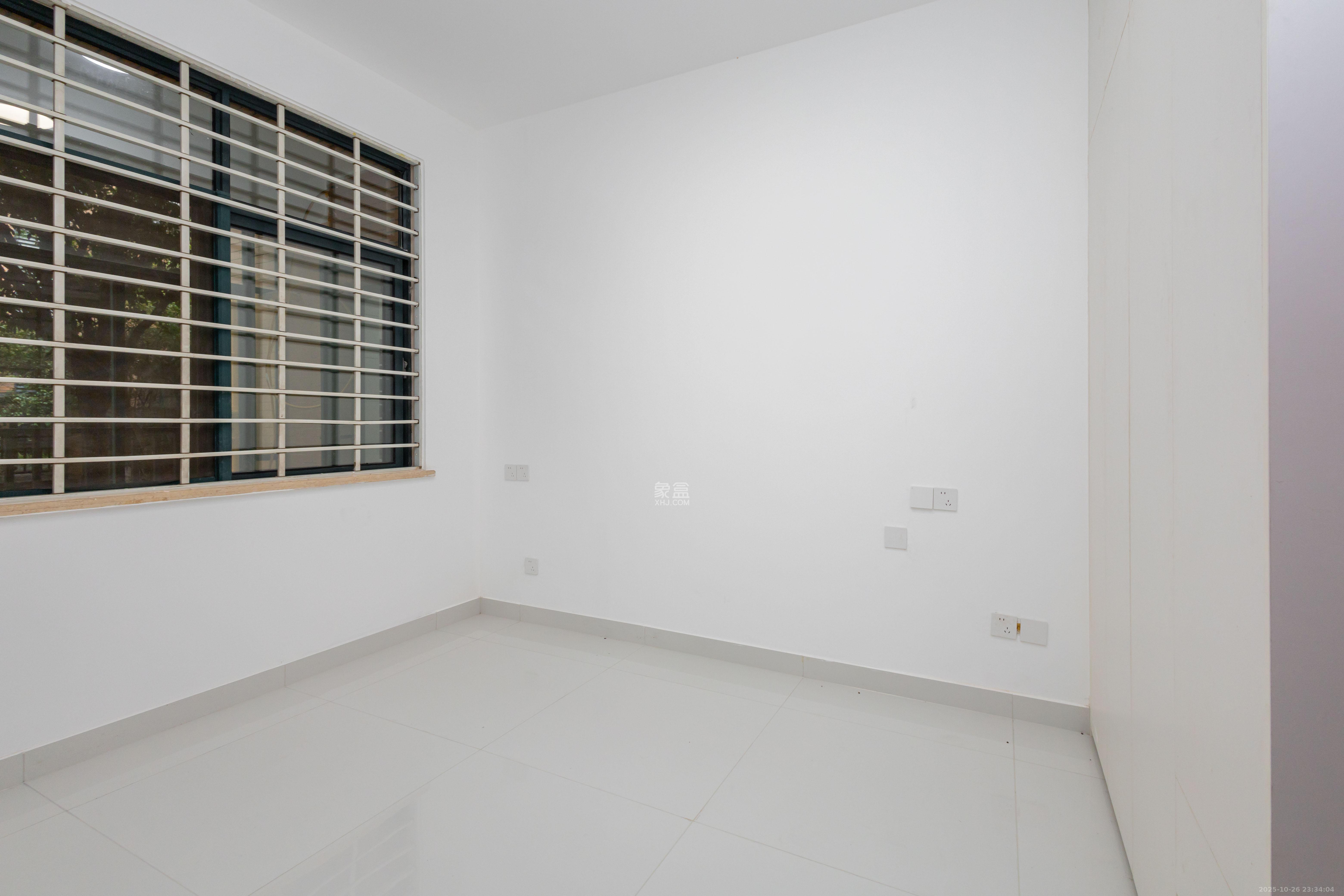 东业早安星城 4室2厅2卫 132.8万 东业早安星城 4室2厅2卫 132.8万卧室