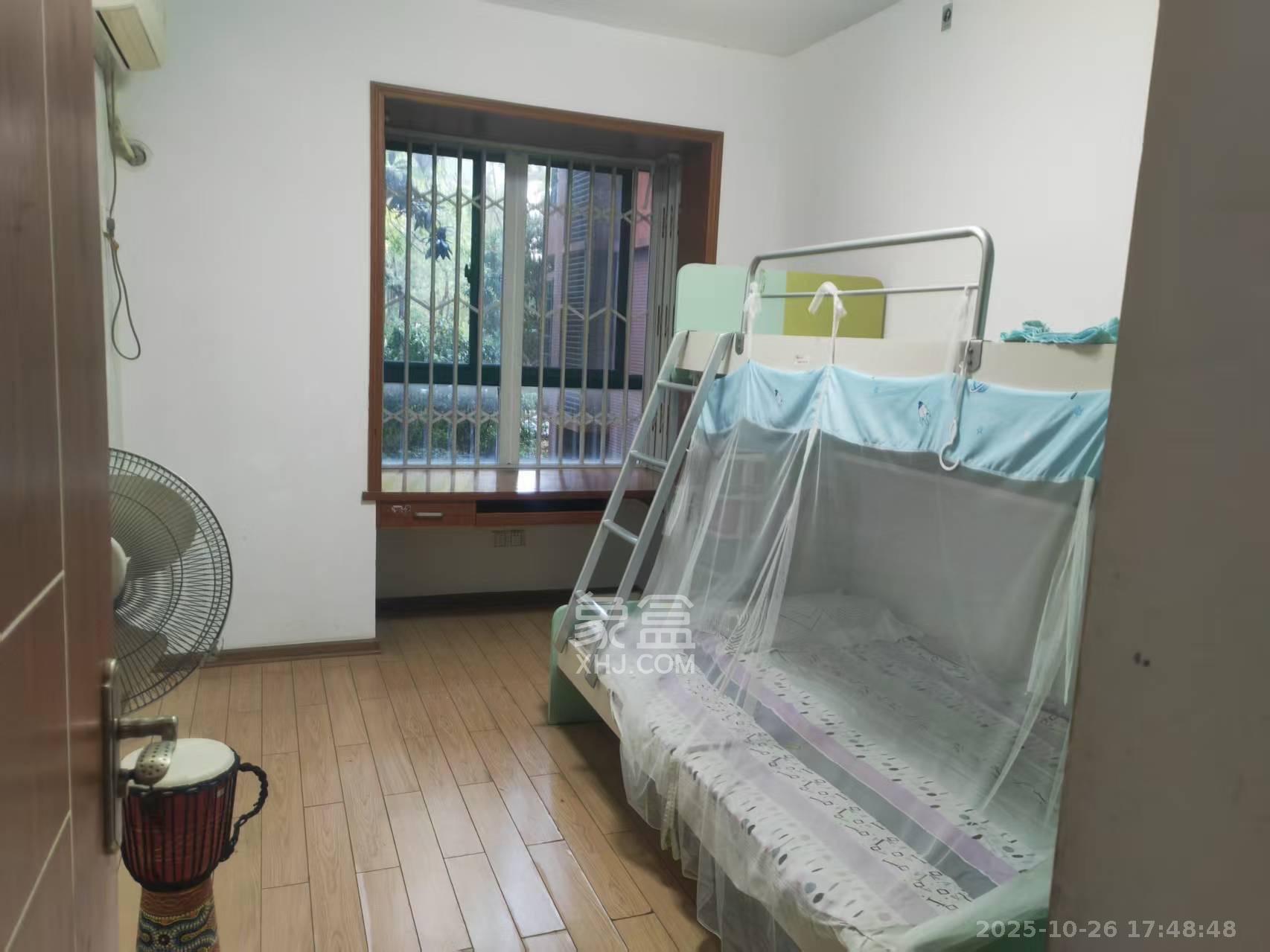 华盛世纪新城 4室2厅2卫 2600.0元/月 华盛世纪新城 4室2厅2卫 2600.0元/月室内图