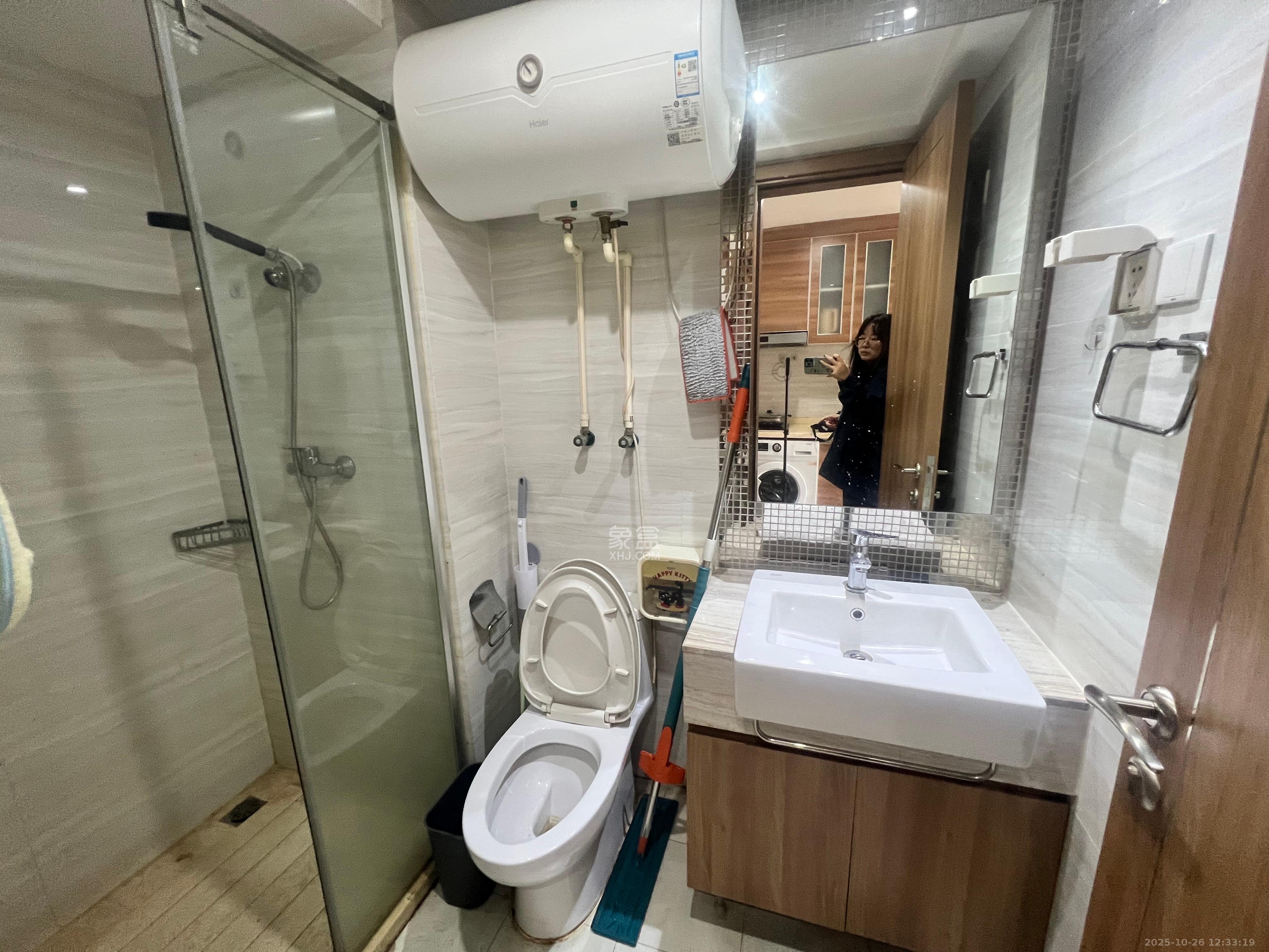 恒大国际广场 1室1厅1卫 1300.0元/月 恒大国际广场 1室1厅1卫 1300.0元/月室内图