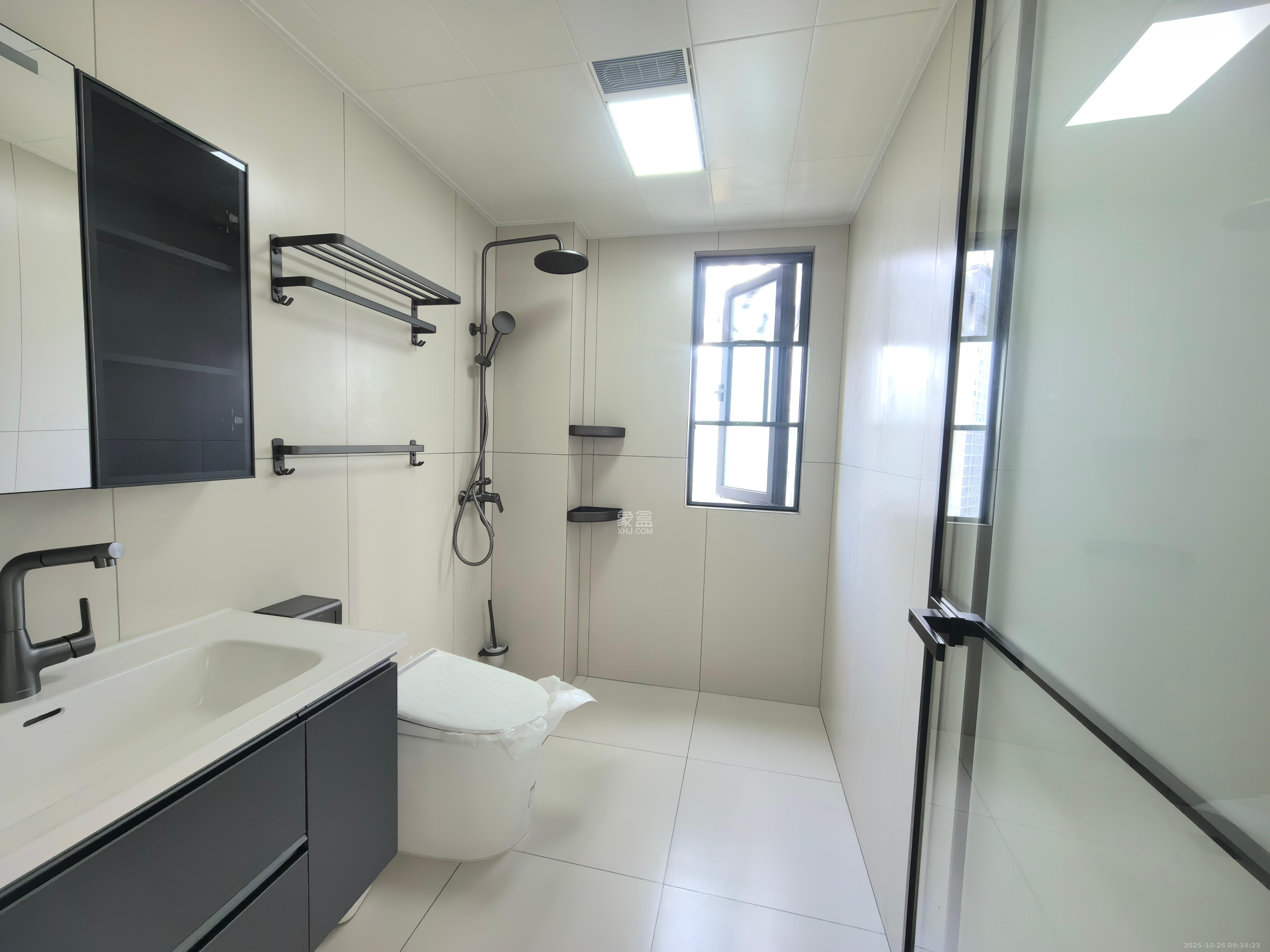 谷山景苑  3室2厅2卫    2400.0元/月 谷山景苑  3室2厅2卫    2400.0元/月室内图