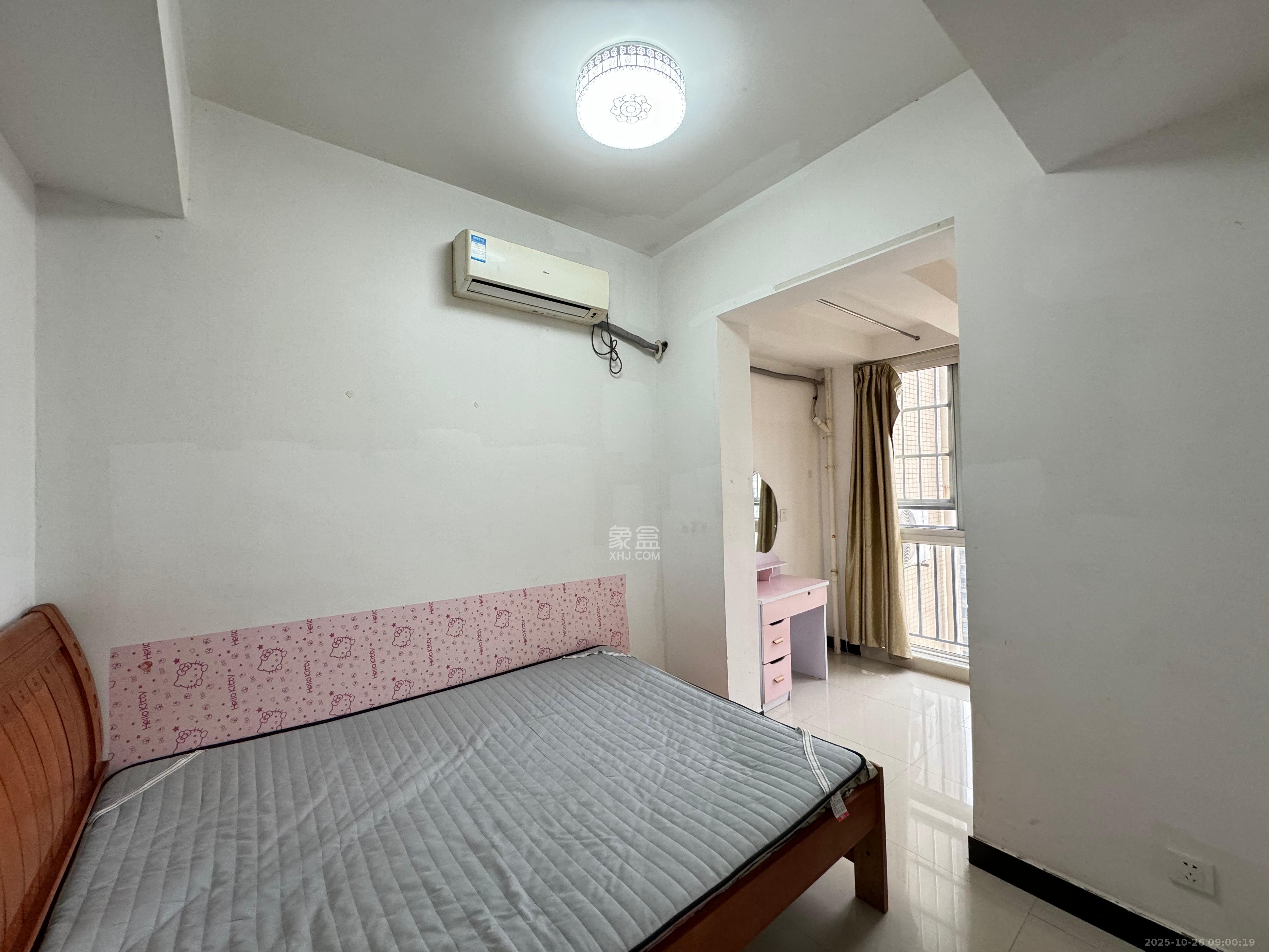 泊爱蓝湾  2室1厅1卫    2100.0元/月 泊爱蓝湾  2室1厅1卫    2100.0元/月室内图