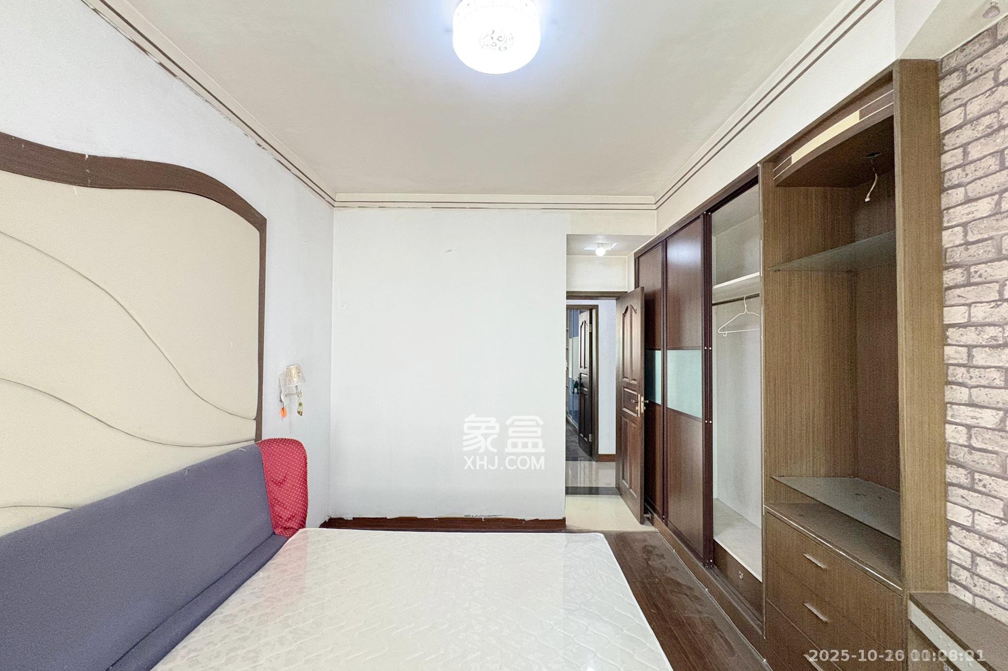 都市星光  4室2厅2卫    3500.0元/月室内图