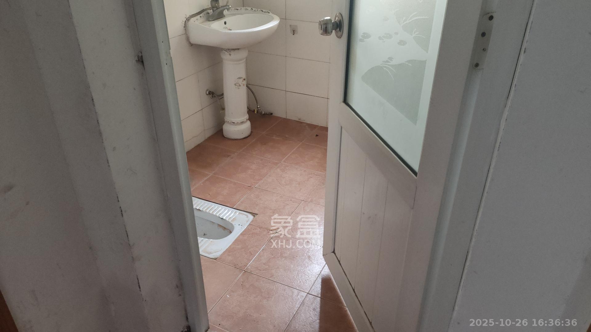 华盛世纪新城  2室2厅1卫    1400.0元/月 华盛世纪新城  2室2厅1卫    1400.0元/月室内图