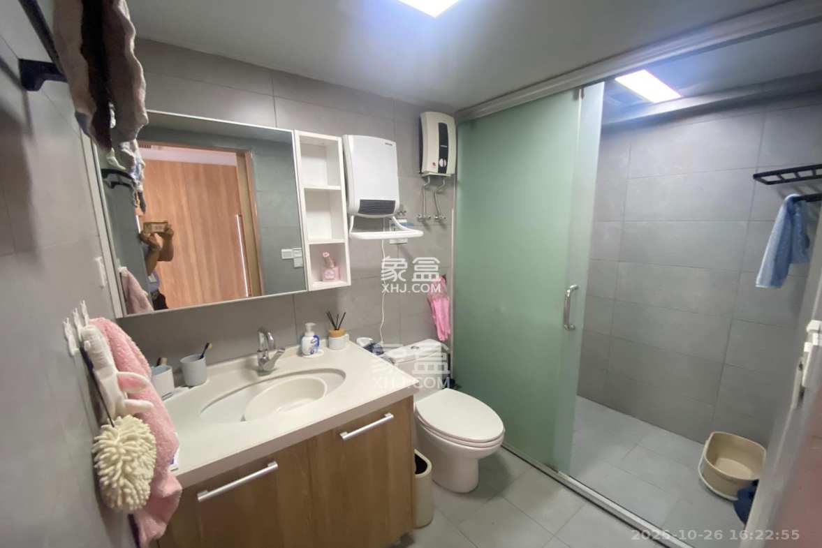 保利国际广场 1室1厅1卫 5500.0元/月 保利国际广场 1室1厅1卫 5500.0元/月室内图