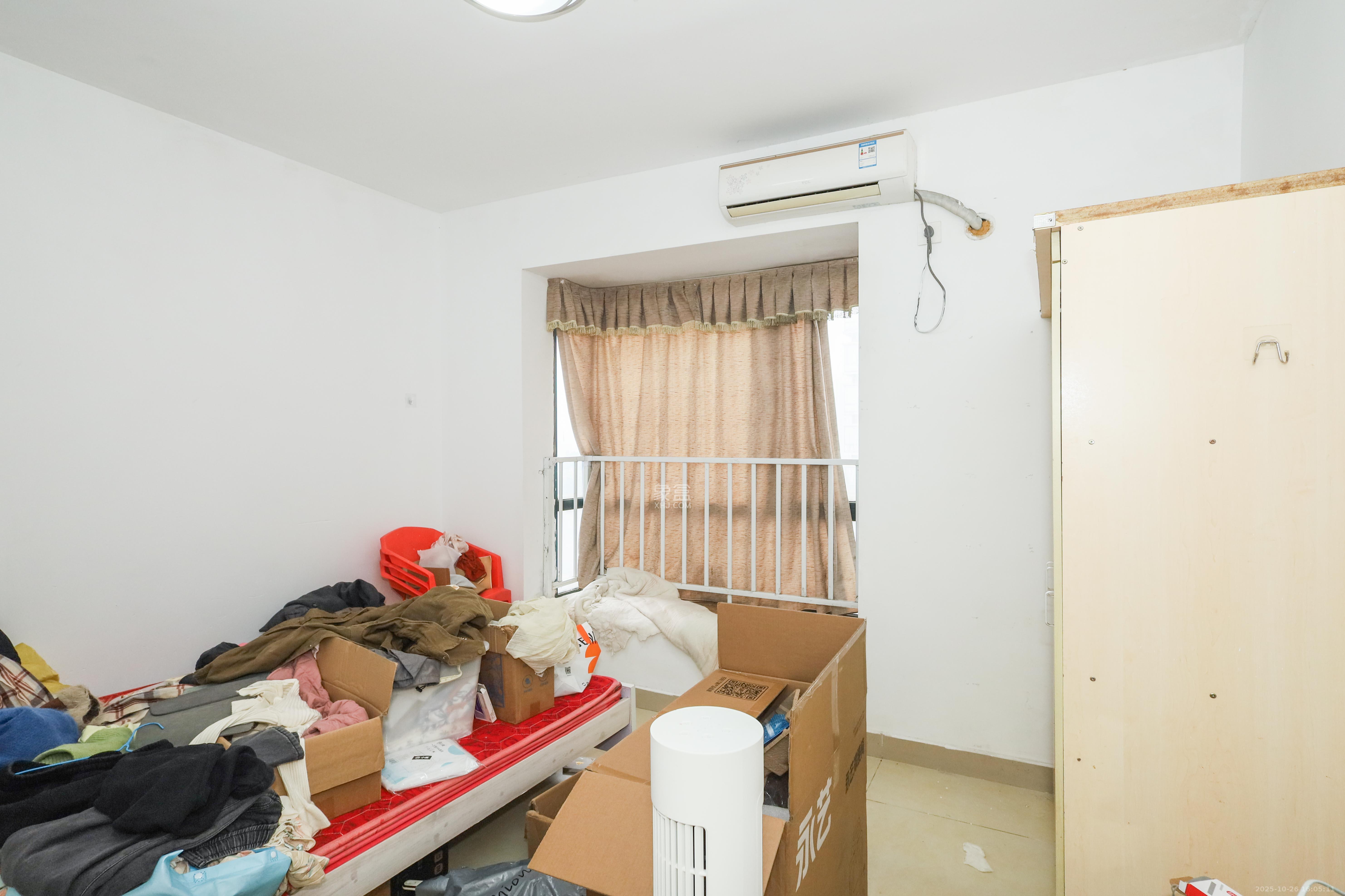 麓谷公馆（涉外国际公馆）  2室2厅1卫    72.0万卧室