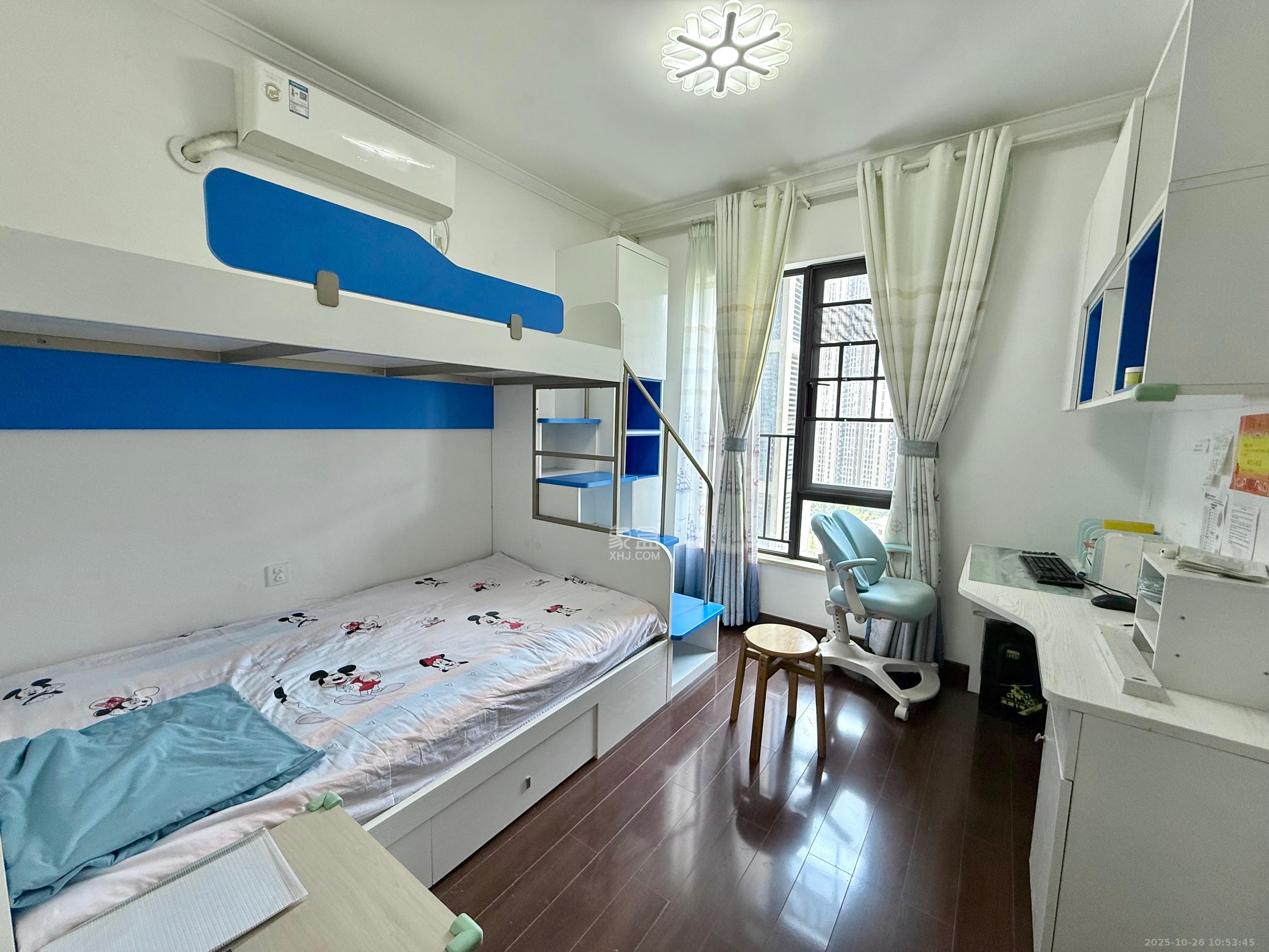 万科里金域国际  3室2厅2卫    3300.0元/月室内图