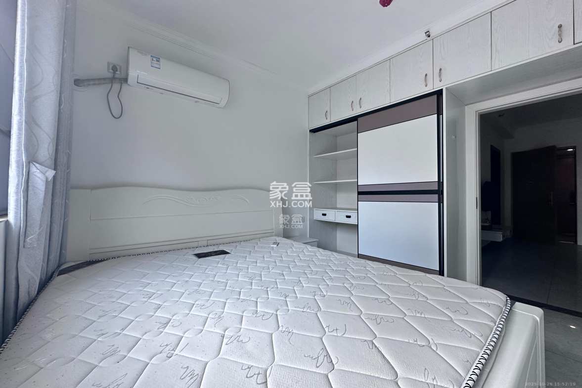 融创融公馆(融创臻苑) 1室1厅1卫 1500.0元/月 融创融公馆(融创臻苑) 1室1厅1卫 1500.0元/月室内图