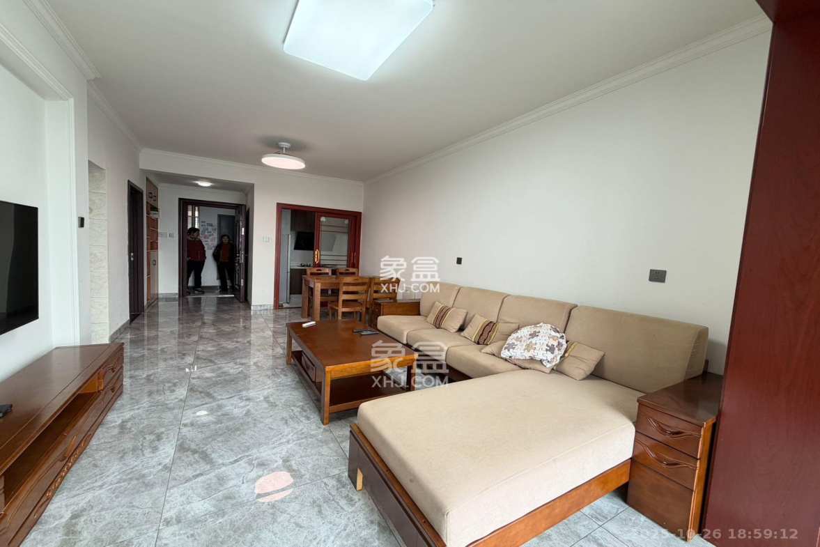 朝正美苑  2室2厅1卫    2000.0元/月 朝正美苑  2室2厅1卫    2000.0元/月室内图1