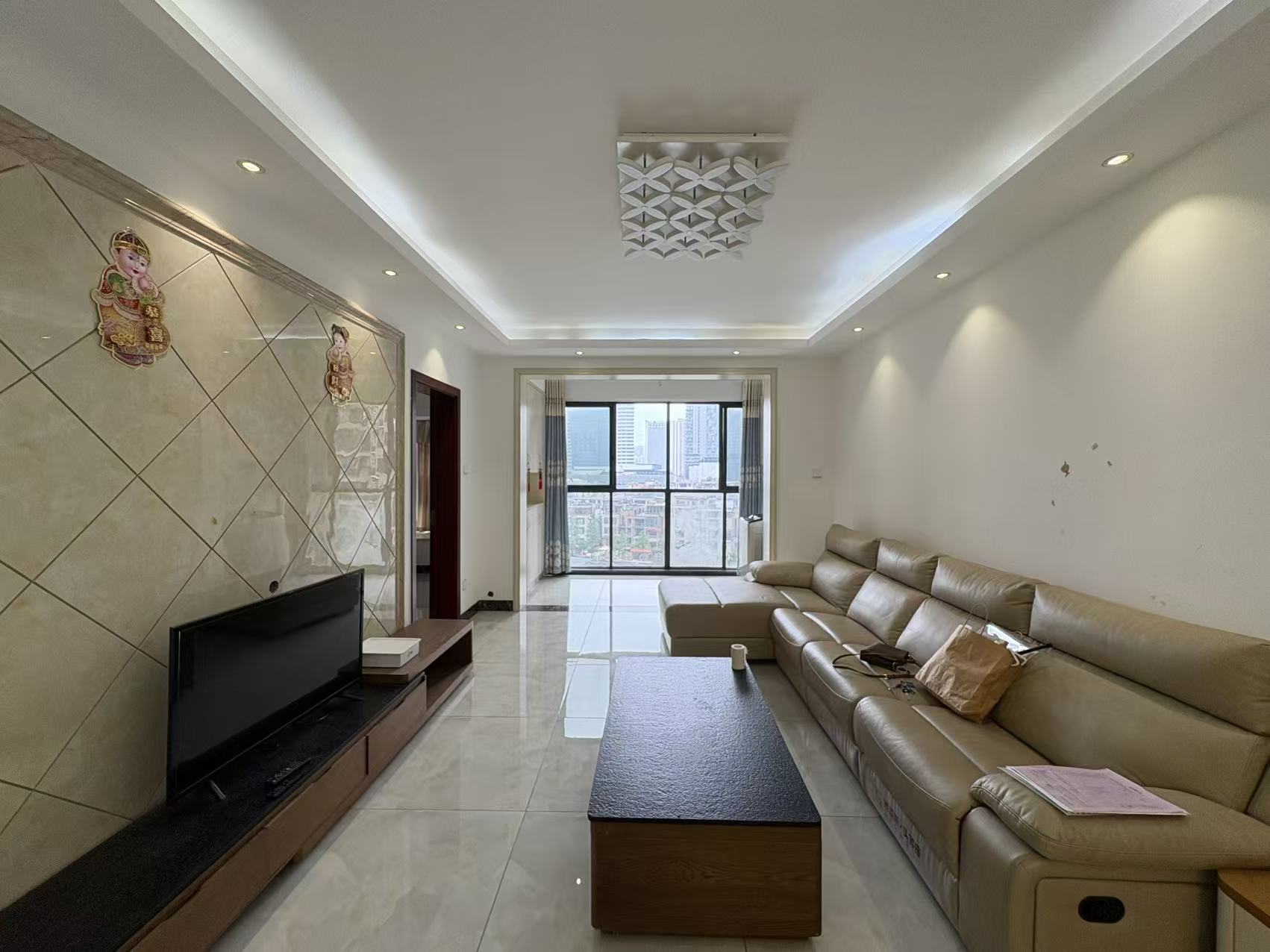 美的城四期 3室2厅1卫 1600.0元/月 美的城四期 3室2厅1卫 1600.0元/月户型图