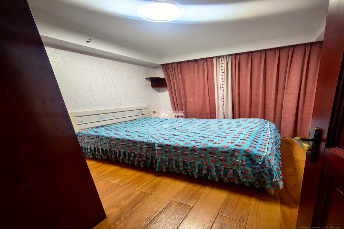 梅溪湖金茂湾 4室2厅2卫 4000.0元/月 梅溪湖金茂湾 4室2厅2卫 4000.0元/月室内图