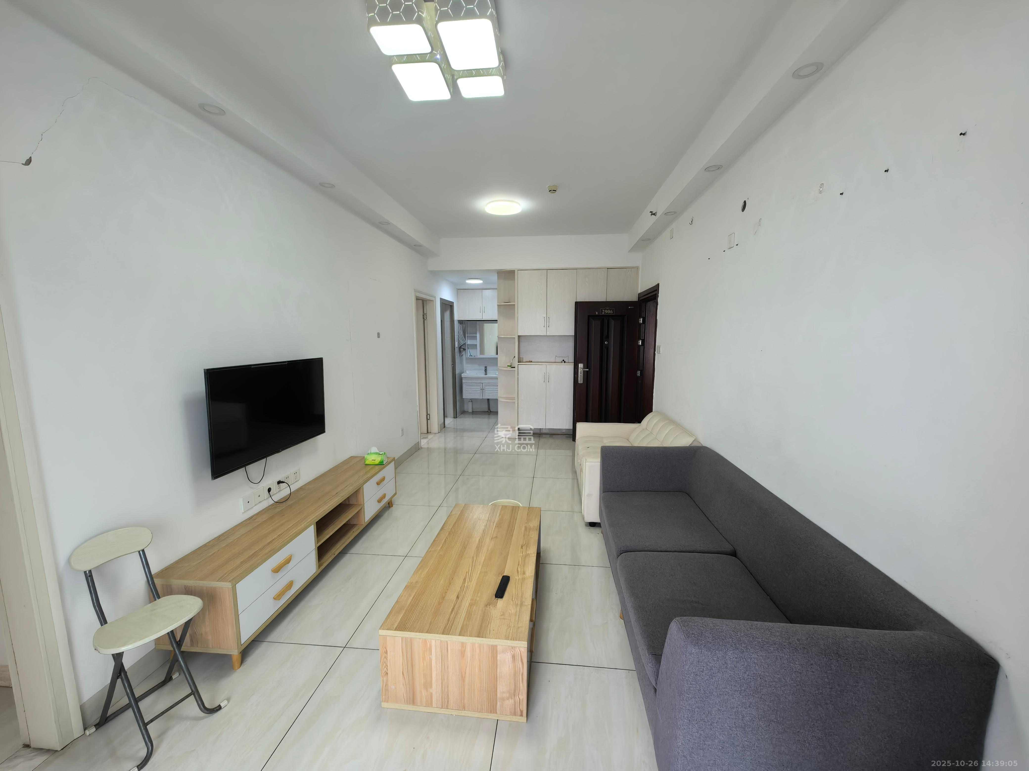 半山公馆(半山国际中心) 1室1厅1卫 2500.0元/月 半山公馆(半山国际中心) 1室1厅1卫 2500.0元/月室内图