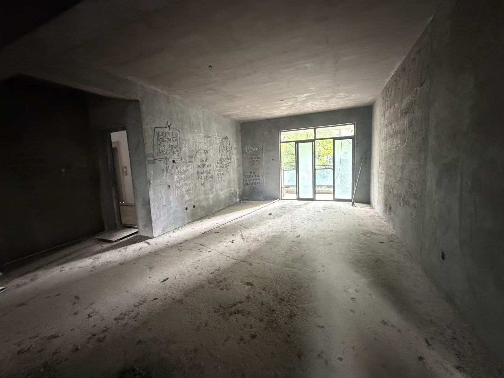 领秀资江  4室2厅2卫    66.8万