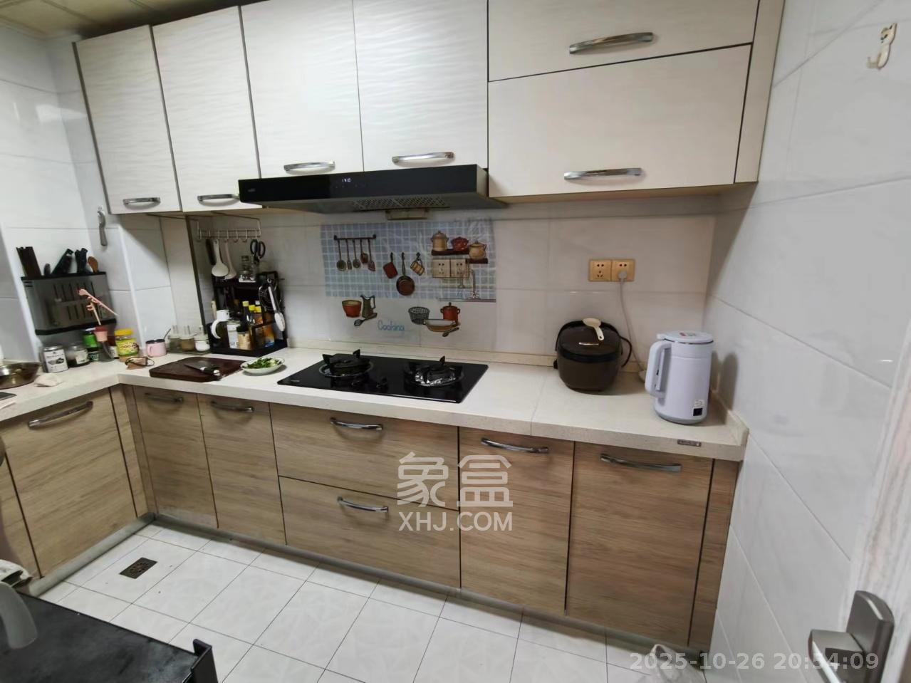 新长海广场  3室2厅2卫    2600.0元/月 新长海广场  3室2厅2卫    2600.0元/月室内图