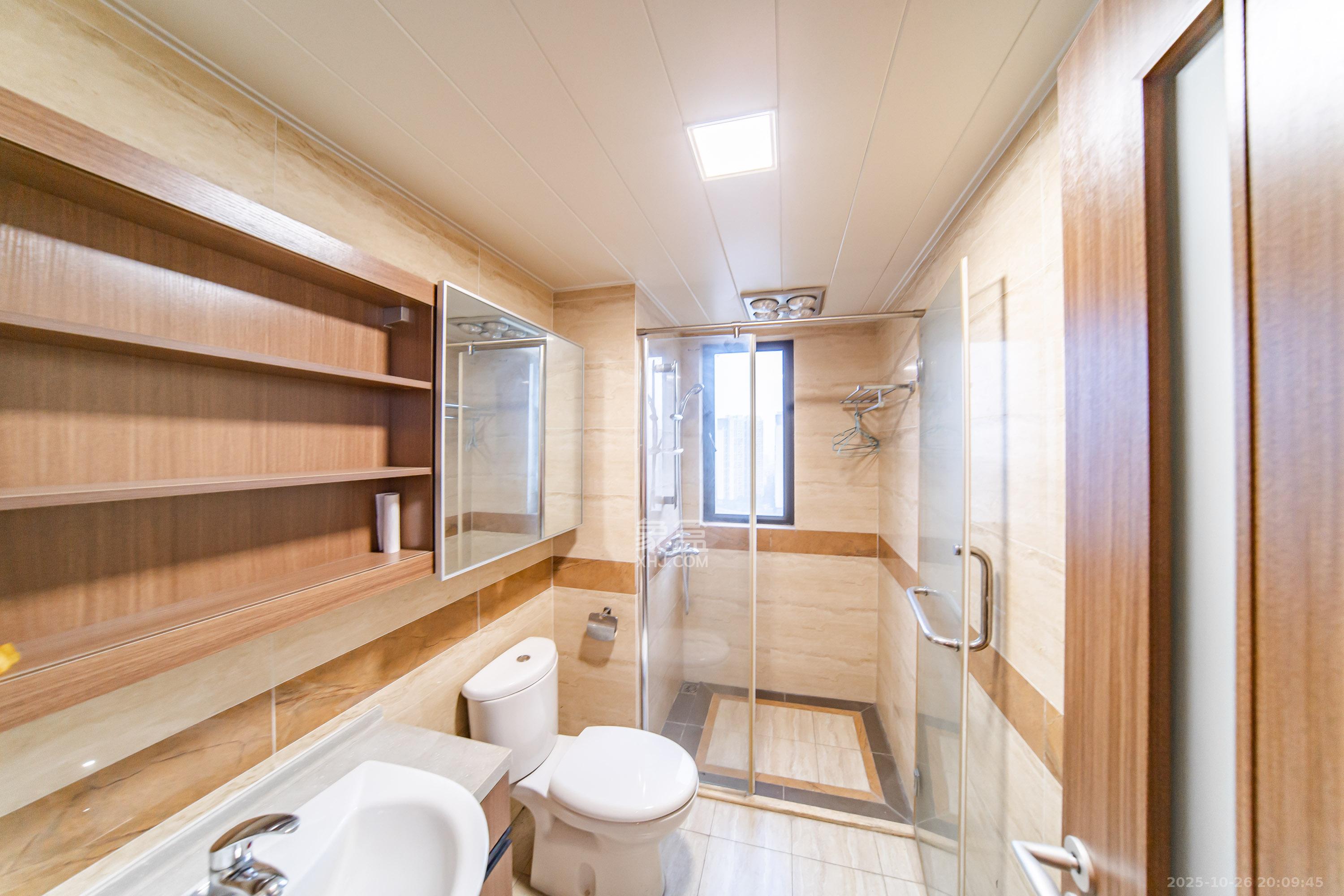 万科白鹭郡  4室2厅2卫    146.0万 万科白鹭郡  4室2厅2卫    146.0万卫生间