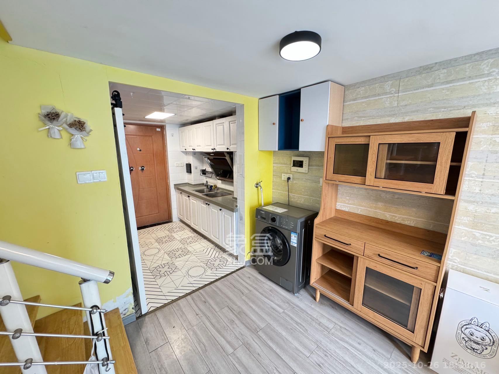 洋湖时代  1室1厅1卫    1600.0元/月室内图