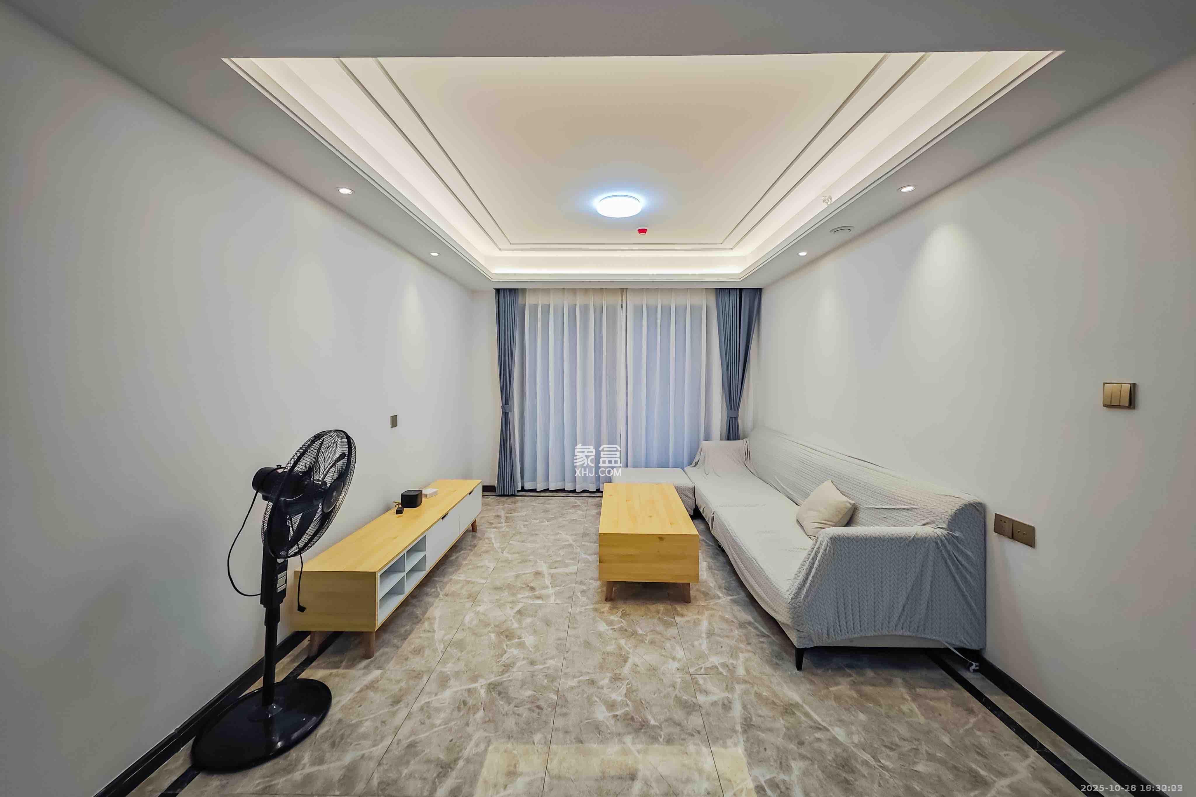 绿地长沙城际空间站(绿地新里佳苑)  3室1厅2卫    4000.0元/月 绿地长沙城际空间站(绿地新里佳苑)  3室1厅2卫    4000.0元/月室内图