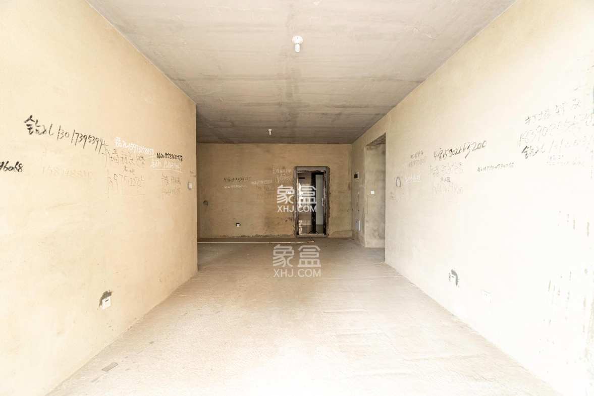 星雅美辰 3室2厅2卫 76.0万 星雅美辰 3室2厅2卫 76.0万客厅