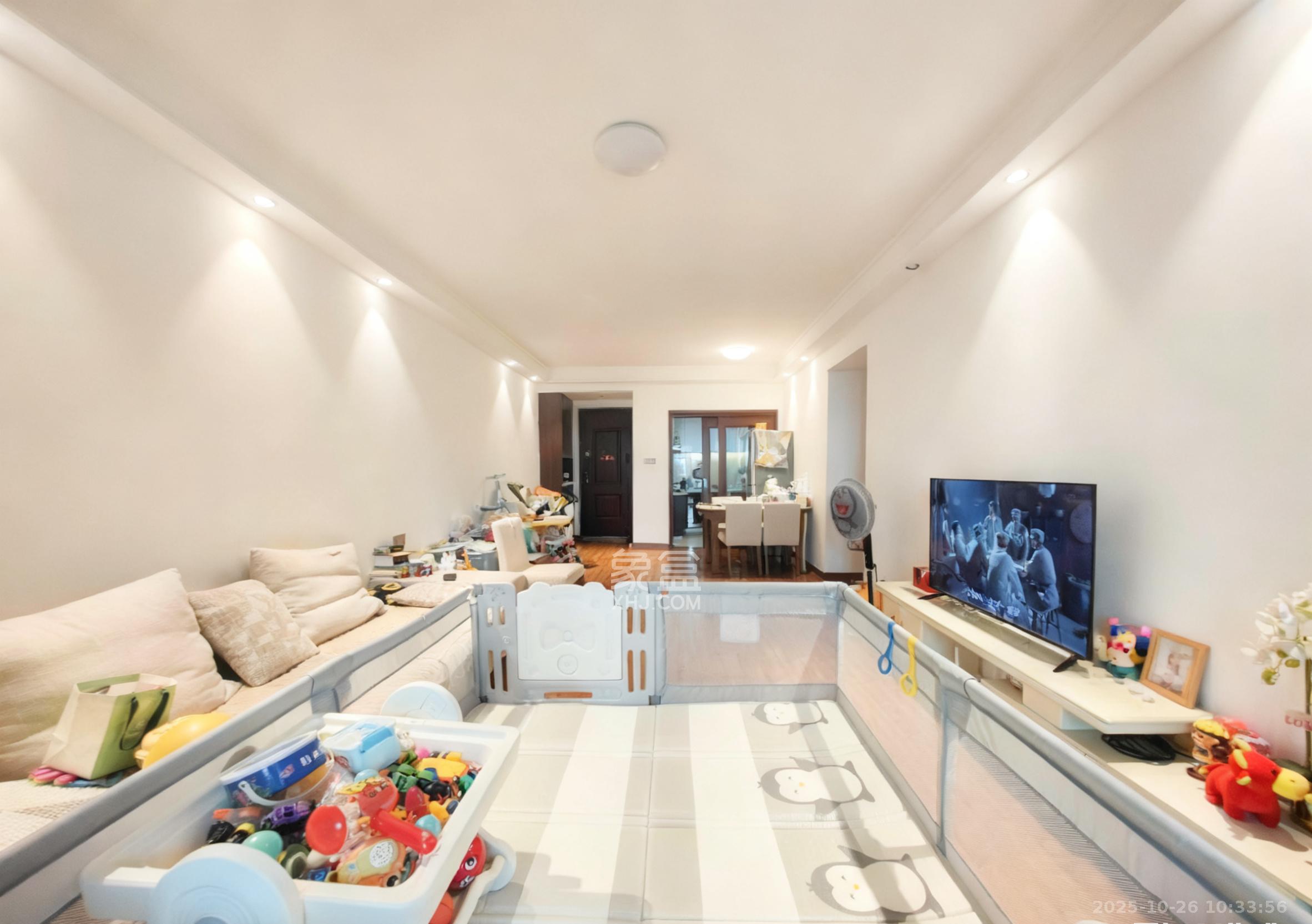 奥园誉景华府 3室2厅2卫 2300.0元/月 奥园誉景华府 3室2厅2卫 2300.0元/月室内图