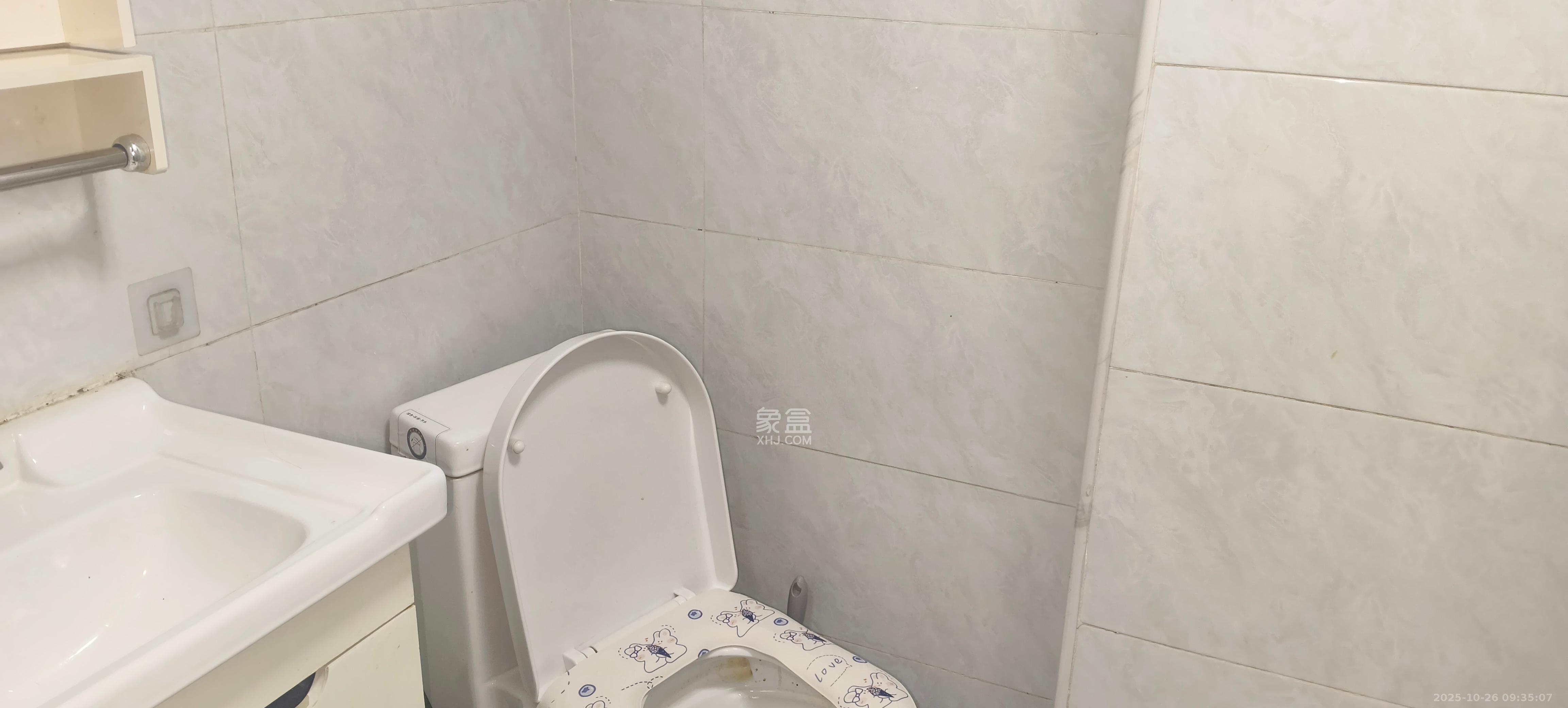 好莱城(弘德西街)  1室1厅1卫    1200.0元/月 好莱城(弘德西街)  1室1厅1卫    1200.0元/月室内图