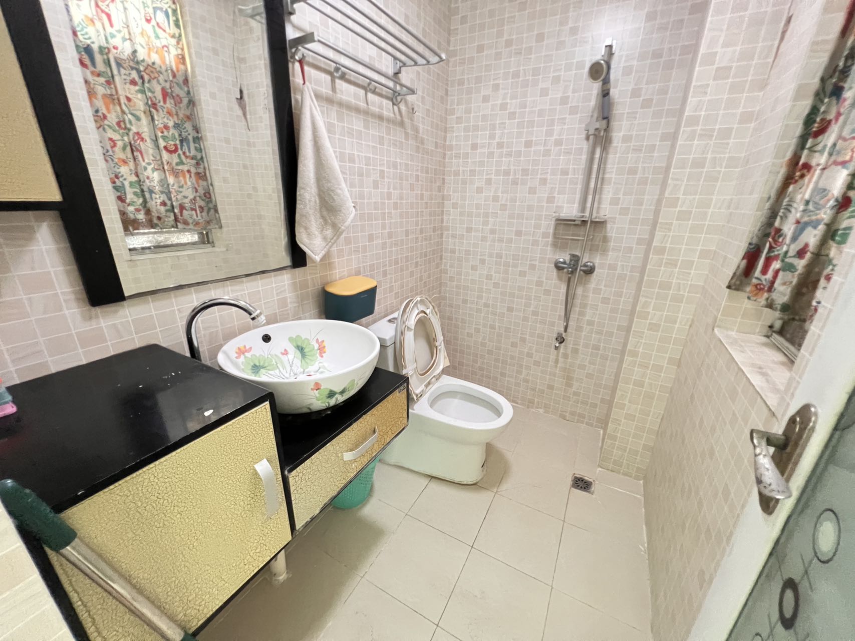 濠江花园 1室2厅1卫 1900.0元/月 濠江花园 1室2厅1卫 1900.0元/月室内图