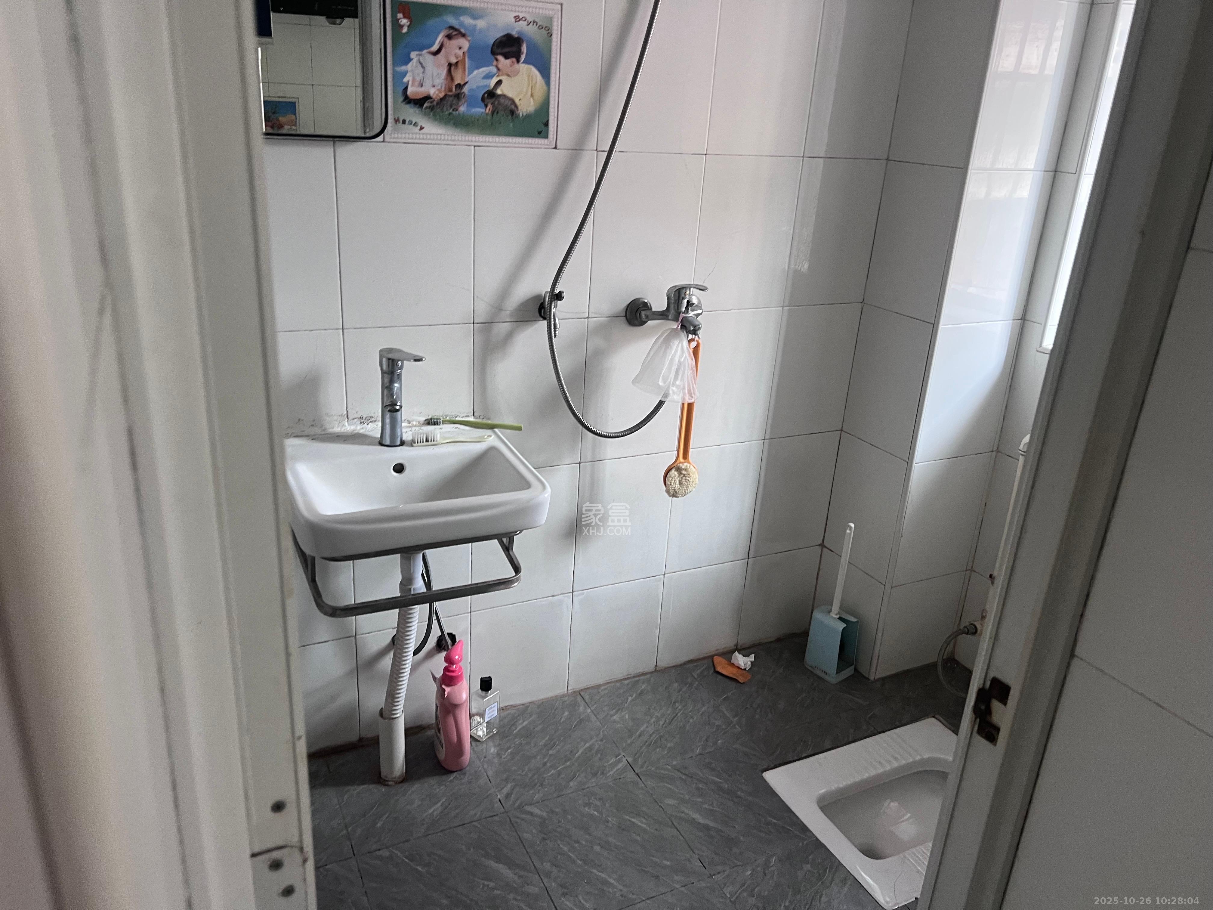 桔洲新苑(观沙岭)  2室1厅1卫    1700.0元/月 桔洲新苑(观沙岭)  2室1厅1卫    1700.0元/月室内图