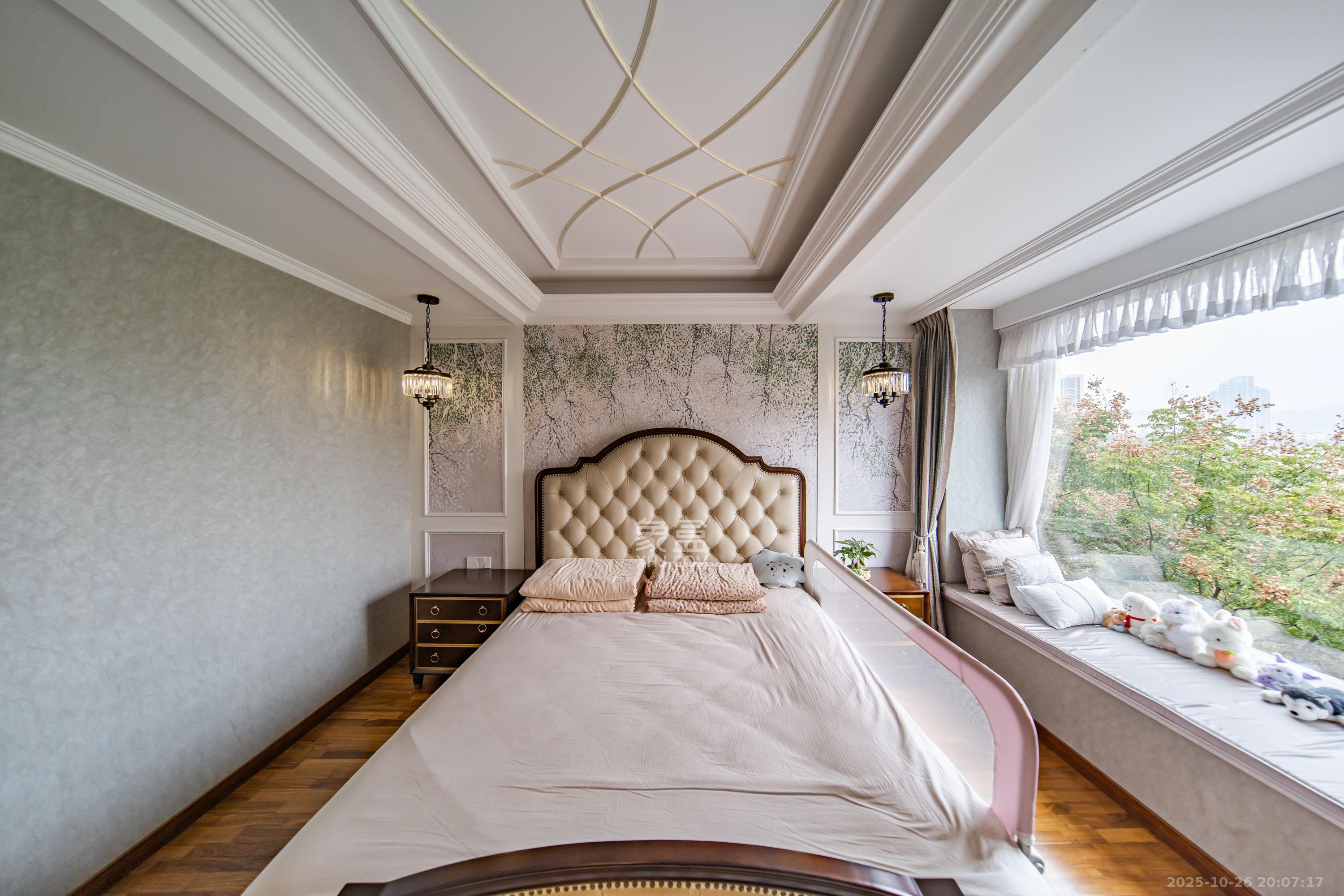 合能洋湖公馆  4室2厅5卫    368.0万 合能洋湖公馆  4室2厅5卫    368.0万卧室