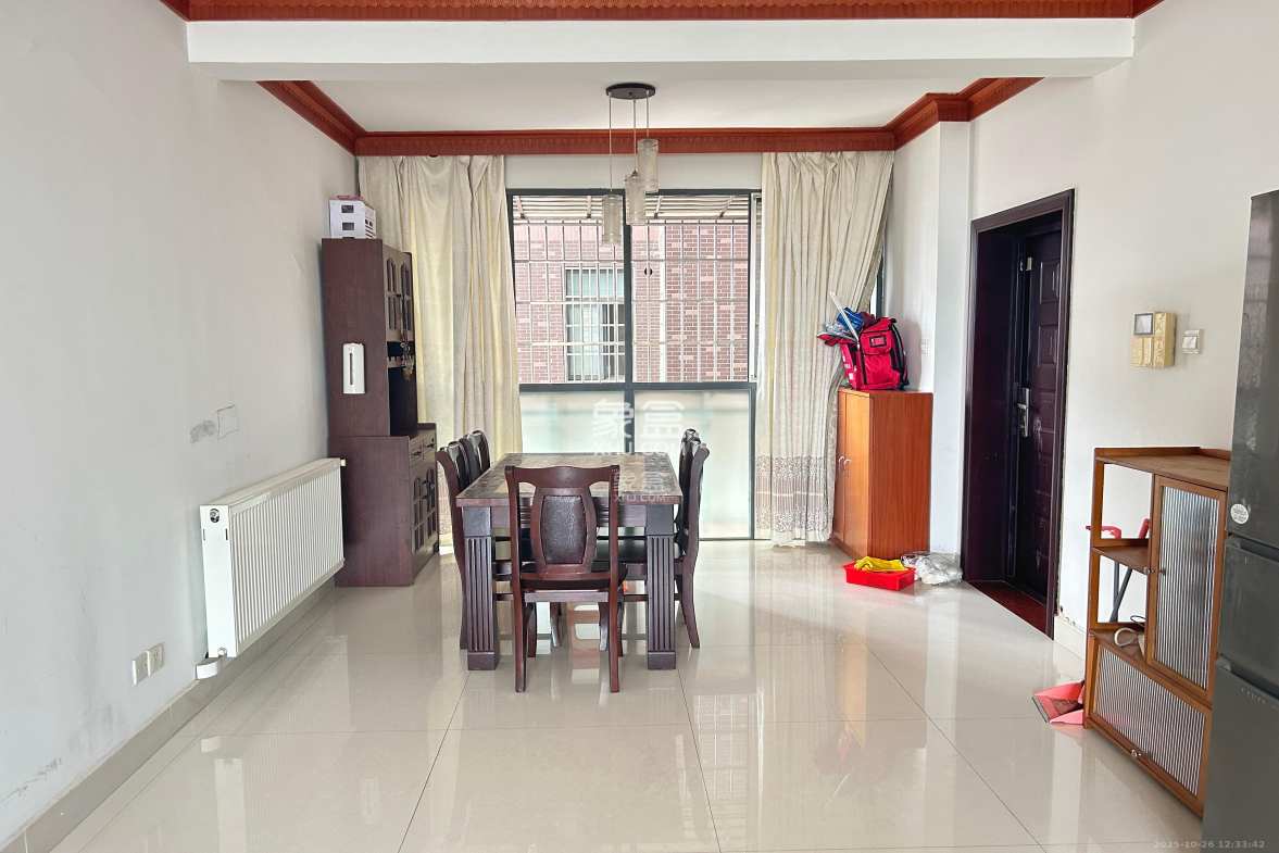 恒盛世家  3室2厅2卫    2300.0元/月 恒盛世家  3室2厅2卫    2300.0元/月室内图