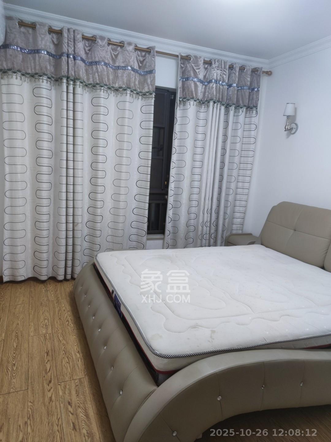 旭辉御府  3室2厅1卫    2700.0元/月 旭辉御府  3室2厅1卫    2700.0元/月室内图