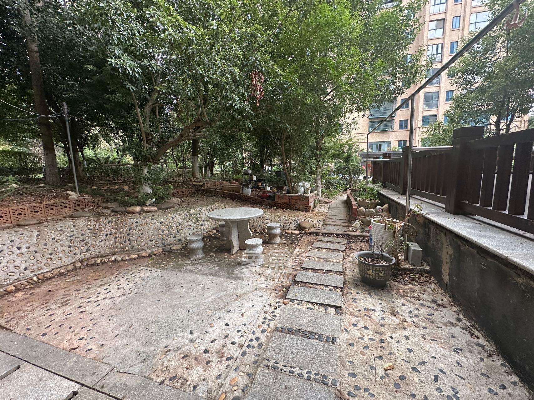 才子嘉都  1室0厅0卫    2000.0元/月室内图