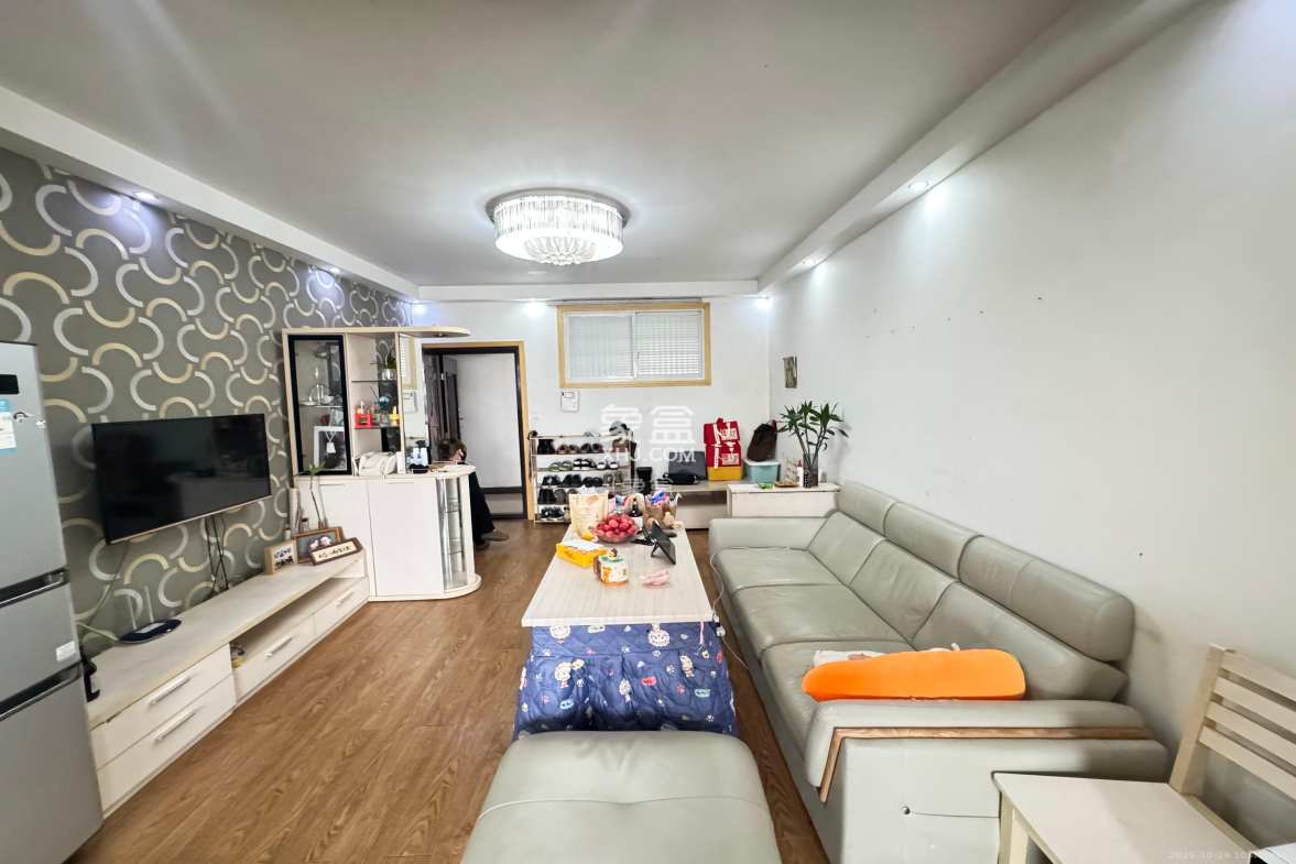 新芙蓉之都 1室1厅1卫 1500.0元/月 新芙蓉之都 1室1厅1卫 1500.0元/月室内图