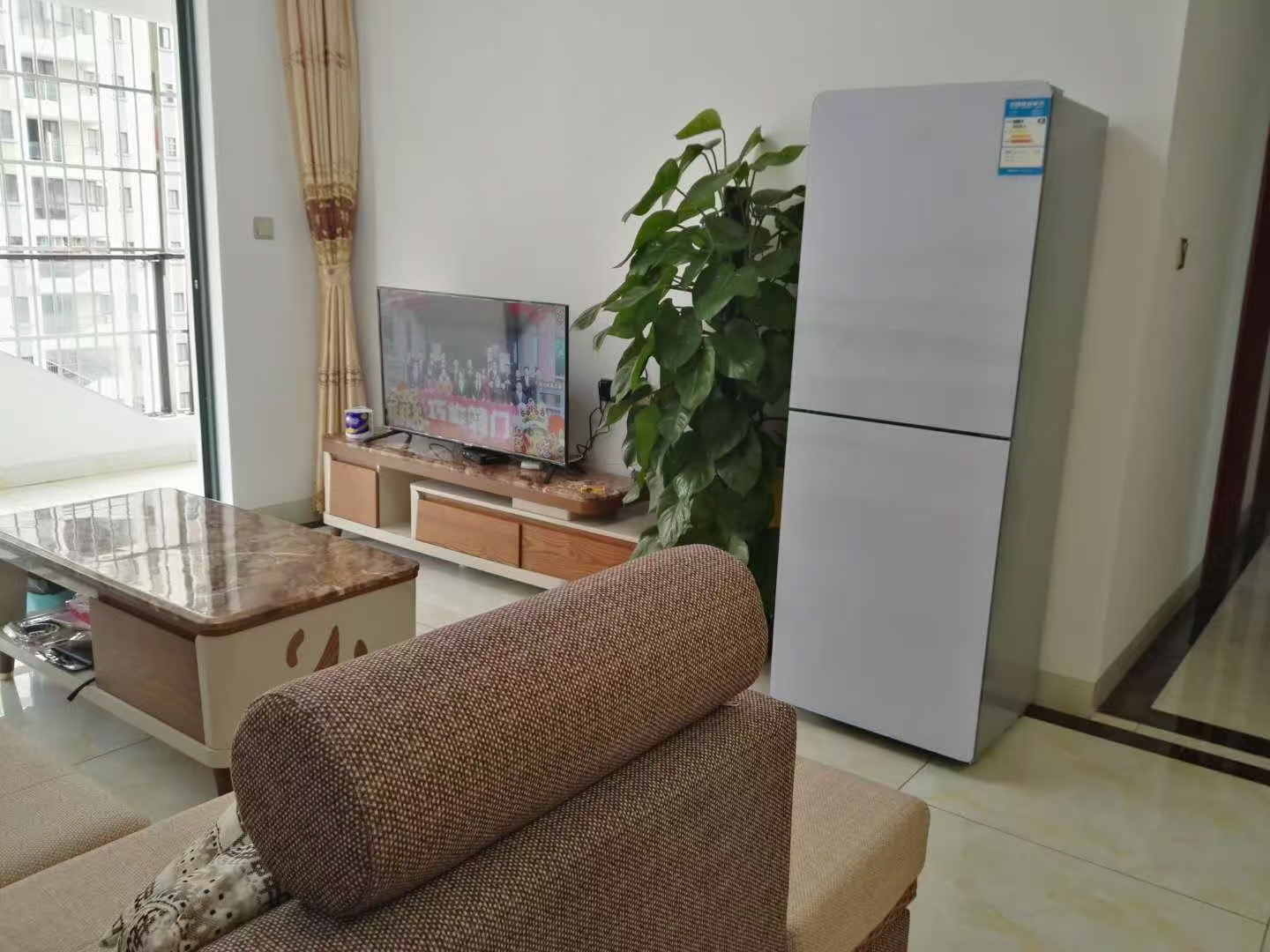 新城吾悦广场 3室2厅1卫 2900.0元/月 新城吾悦广场 3室2厅1卫 2900.0元/月室内图