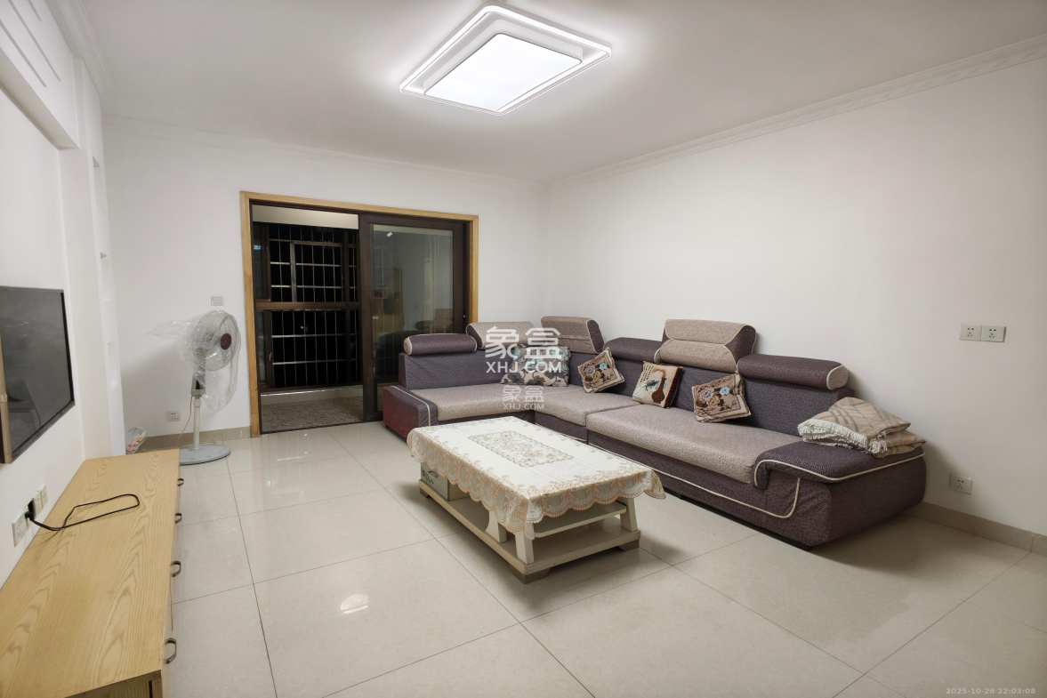 金南家园一期 3室2厅1卫 1800.0元/月 金南家园一期 3室2厅1卫 1800.0元/月室内图