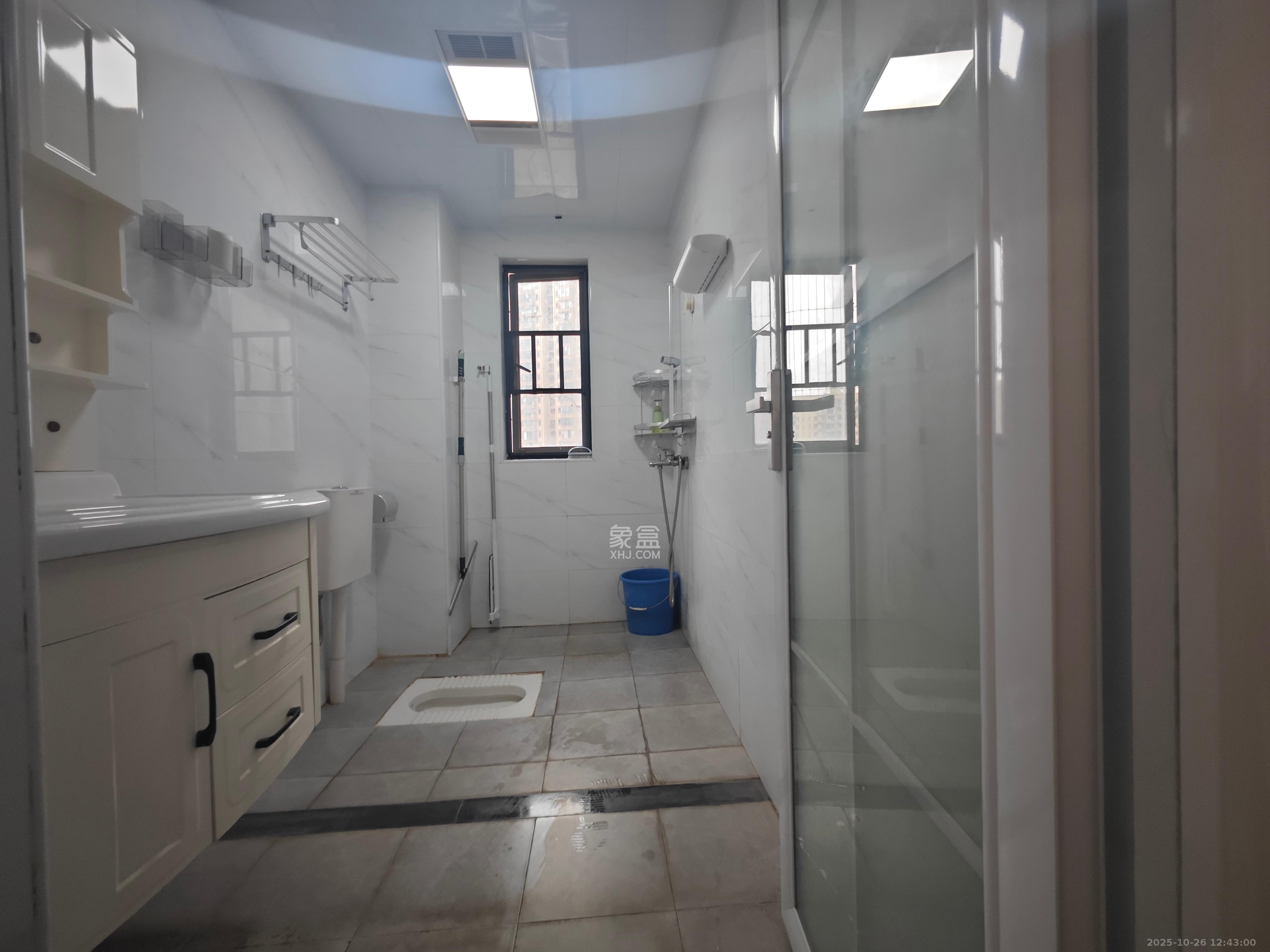 中建嘉和城  2室2厅1卫    2000.0元/月室内图