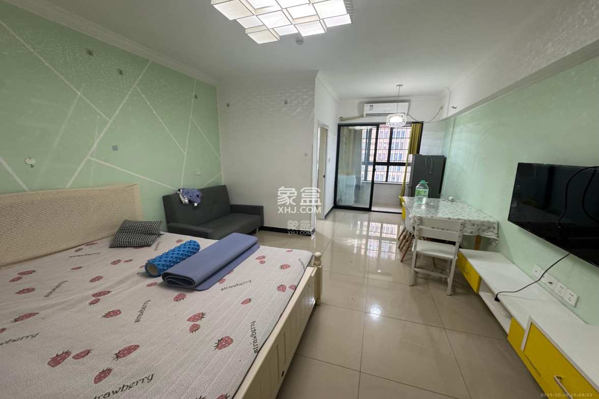 圭塘三小区 1室1厅1卫 1650.0元/月 圭塘三小区 1室1厅1卫 1650.0元/月室内图