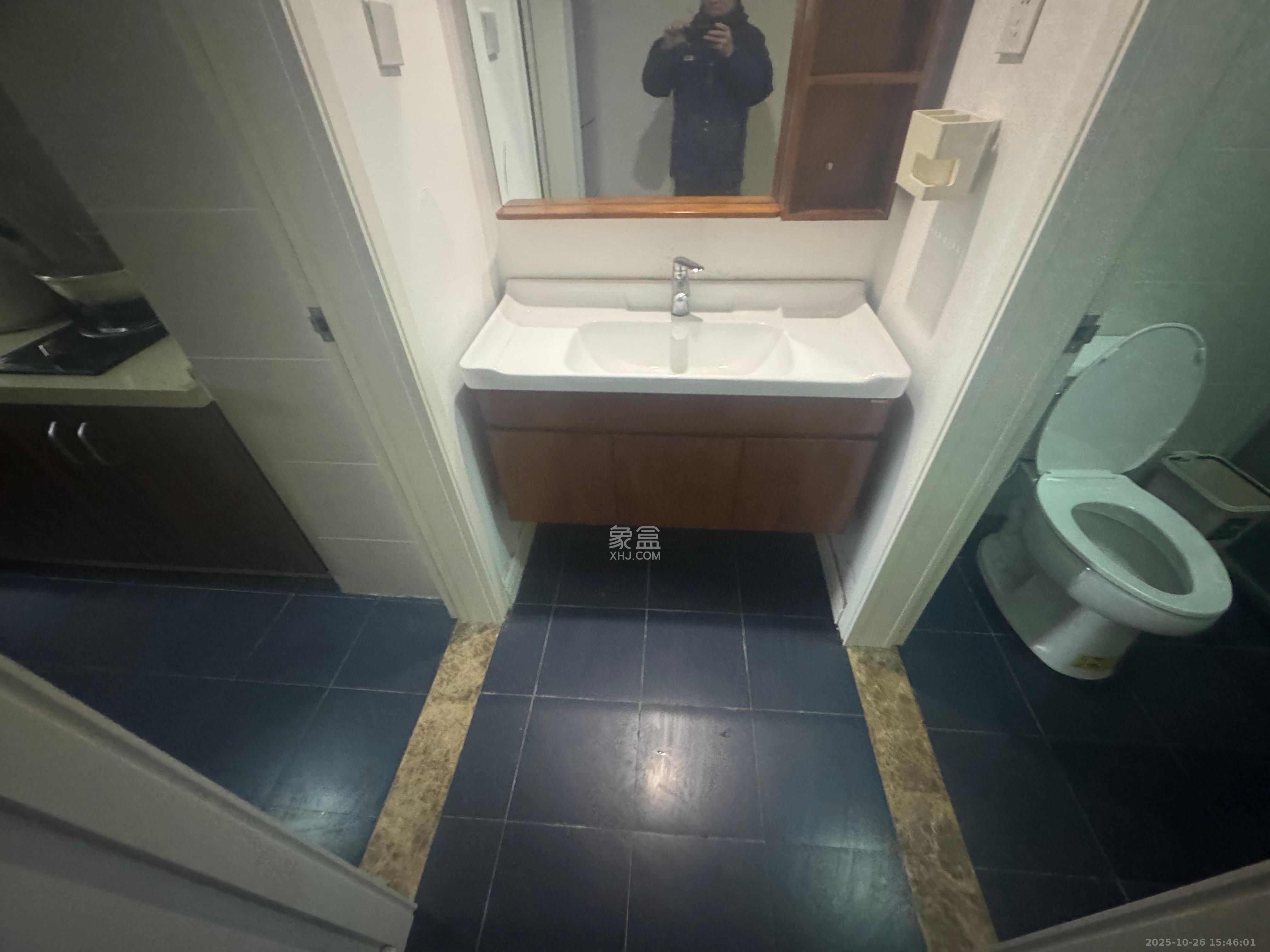 地质家园一、二期(地泰人民公馆) 1室1厅1卫 2400.0元/月 地质家园一、二期(地泰人民公馆) 1室1厅1卫 2400.0元/月室内图