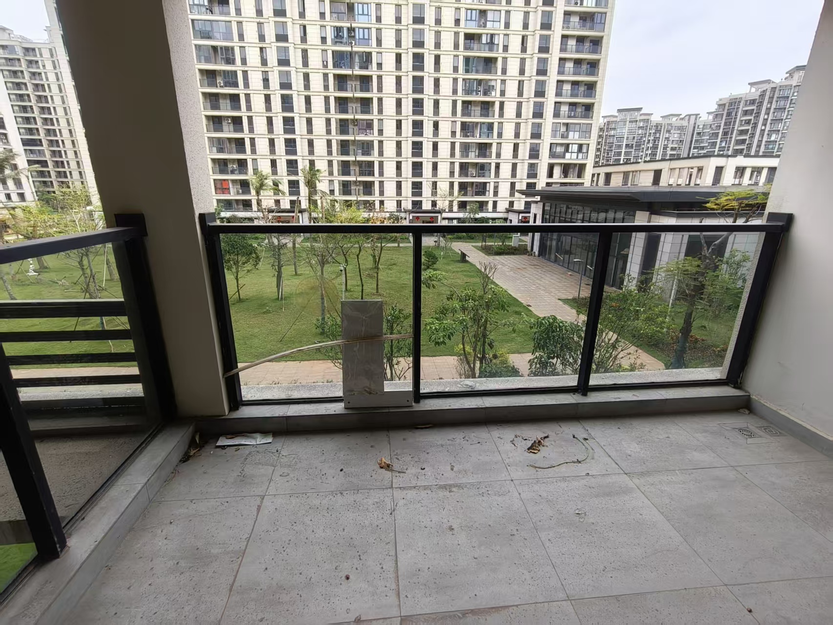 蓝宝凤鸣兰曦 3室2厅2卫 2500.0元/月 蓝宝凤鸣兰曦 3室2厅2卫 2500.0元/月室内图