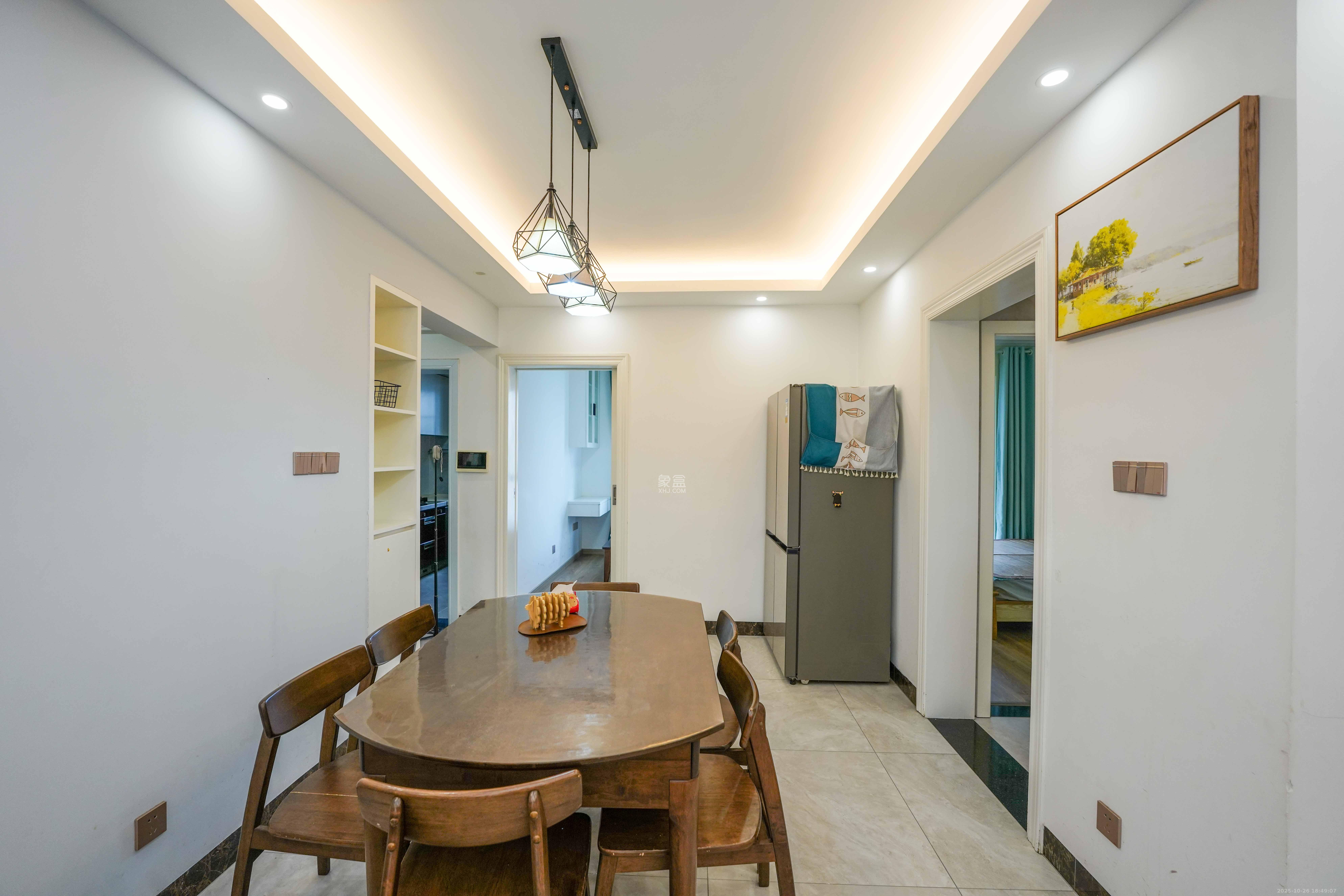 绿地新都会  3室2厅2卫    80.0万 绿地新都会  3室2厅2卫    80.0万客厅