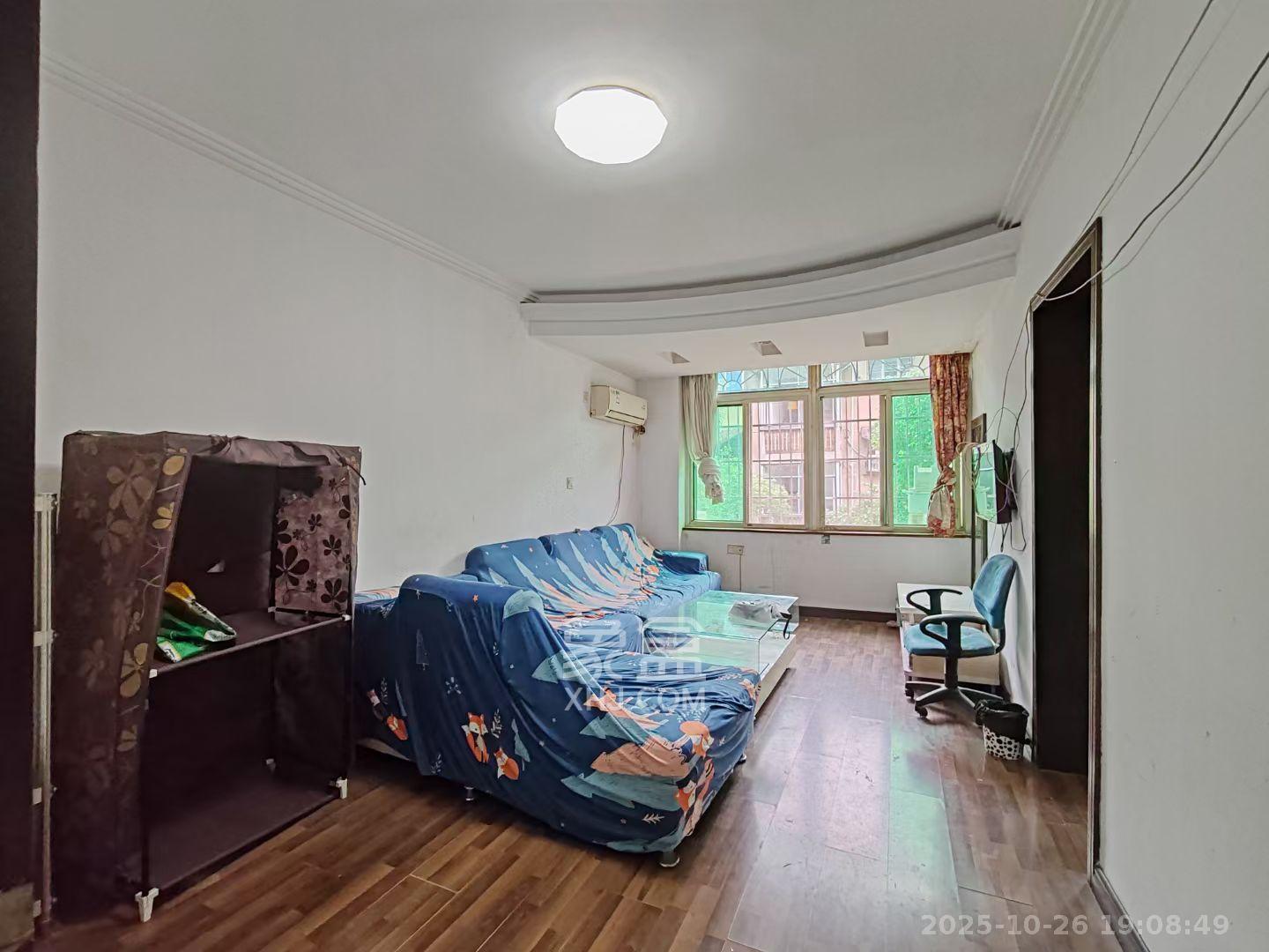 狮子山一片  2室1厅1卫    1200.0元/月 狮子山一片  2室1厅1卫    1200.0元/月