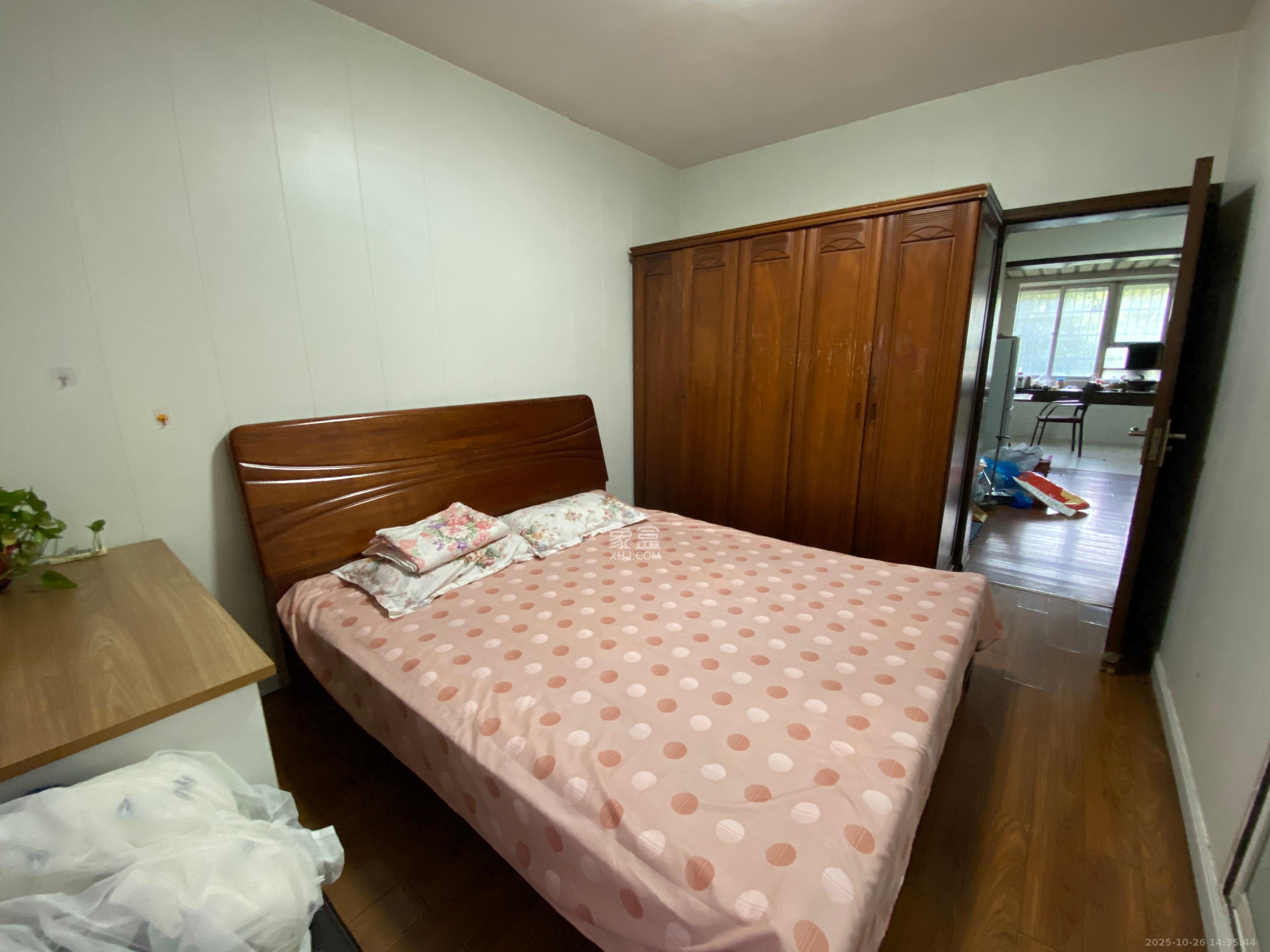 水泵厂宿舍  2室1厅1卫    1600.0元/月 水泵厂宿舍  2室1厅1卫    1600.0元/月室内图