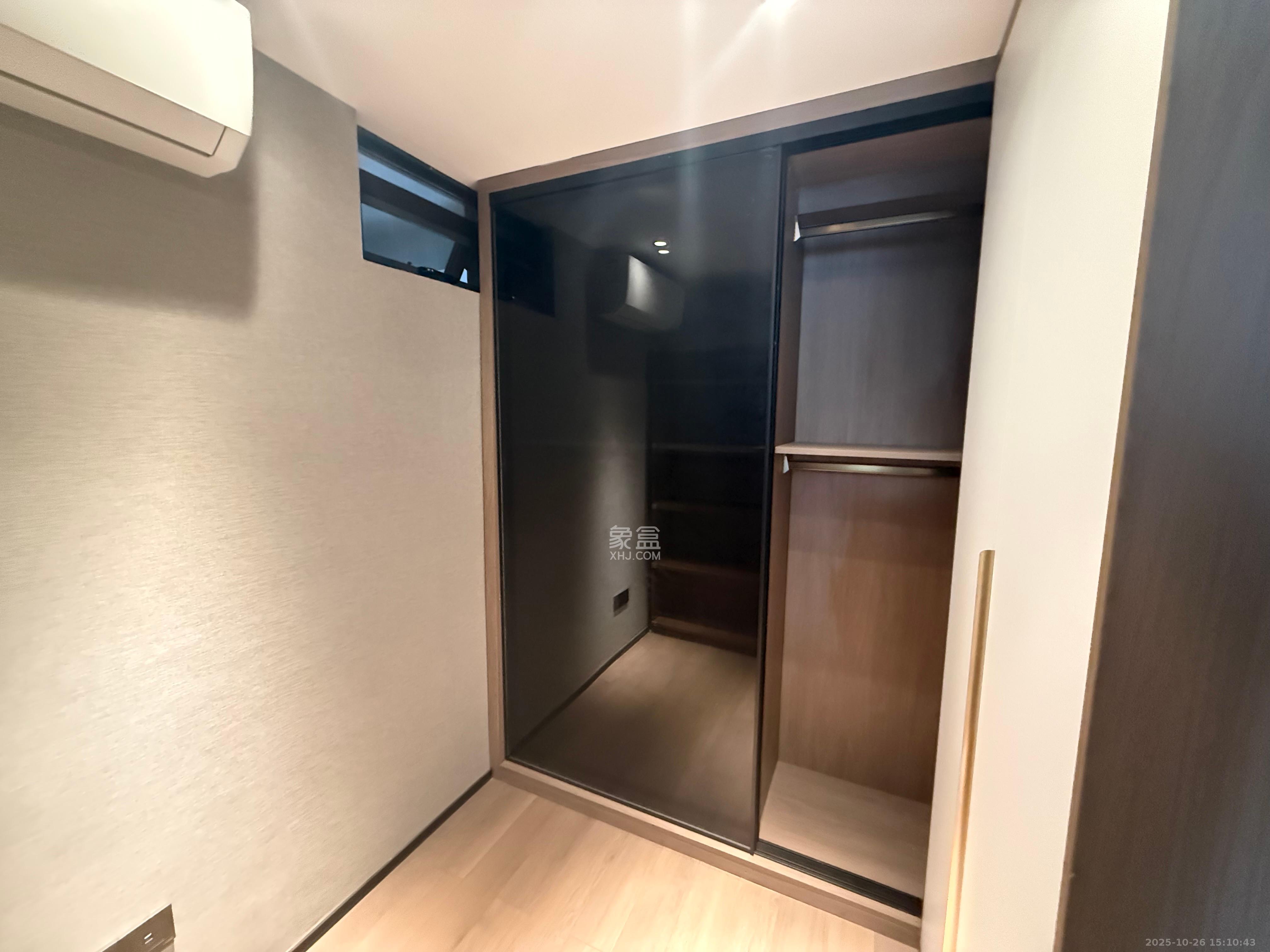 达美涧溪山  1室1厅1卫    2400.0元/月室内图