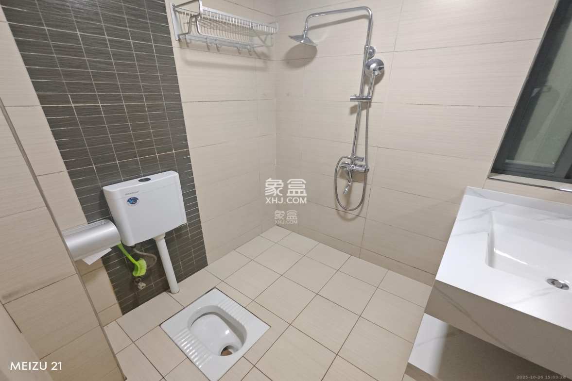 英祥春天  3室2厅1卫    2200.0元/月 英祥春天  3室2厅1卫    2200.0元/月室内图