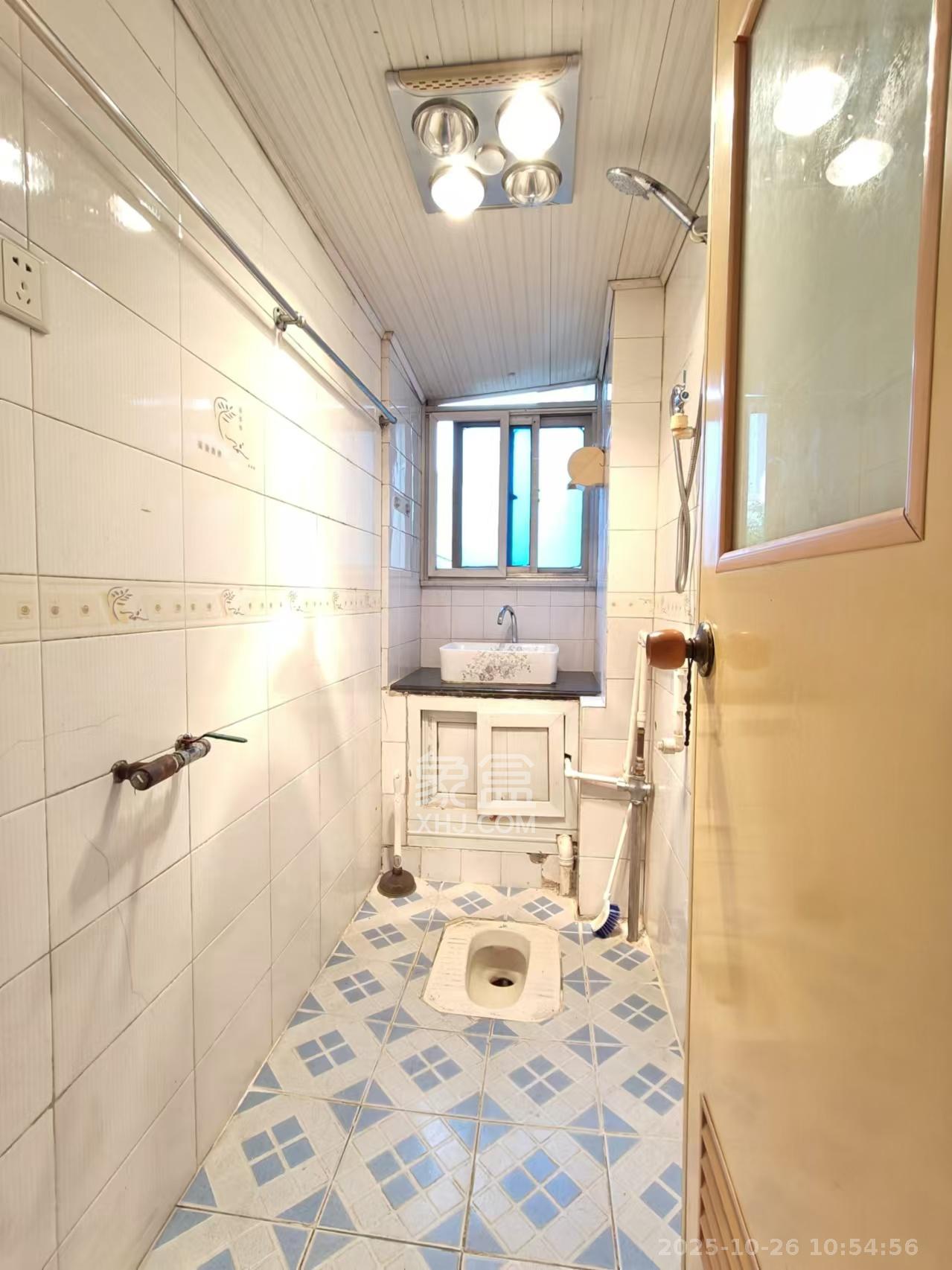 人民新村 3室1厅1卫 1800.0元/月 人民新村 3室1厅1卫 1800.0元/月室内图