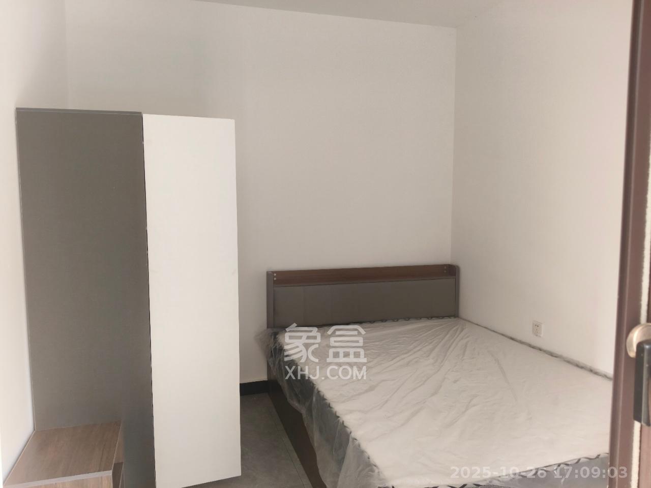 保利东郡  4室2厅2卫    2500.0元/月 保利东郡  4室2厅2卫    2500.0元/月室内图