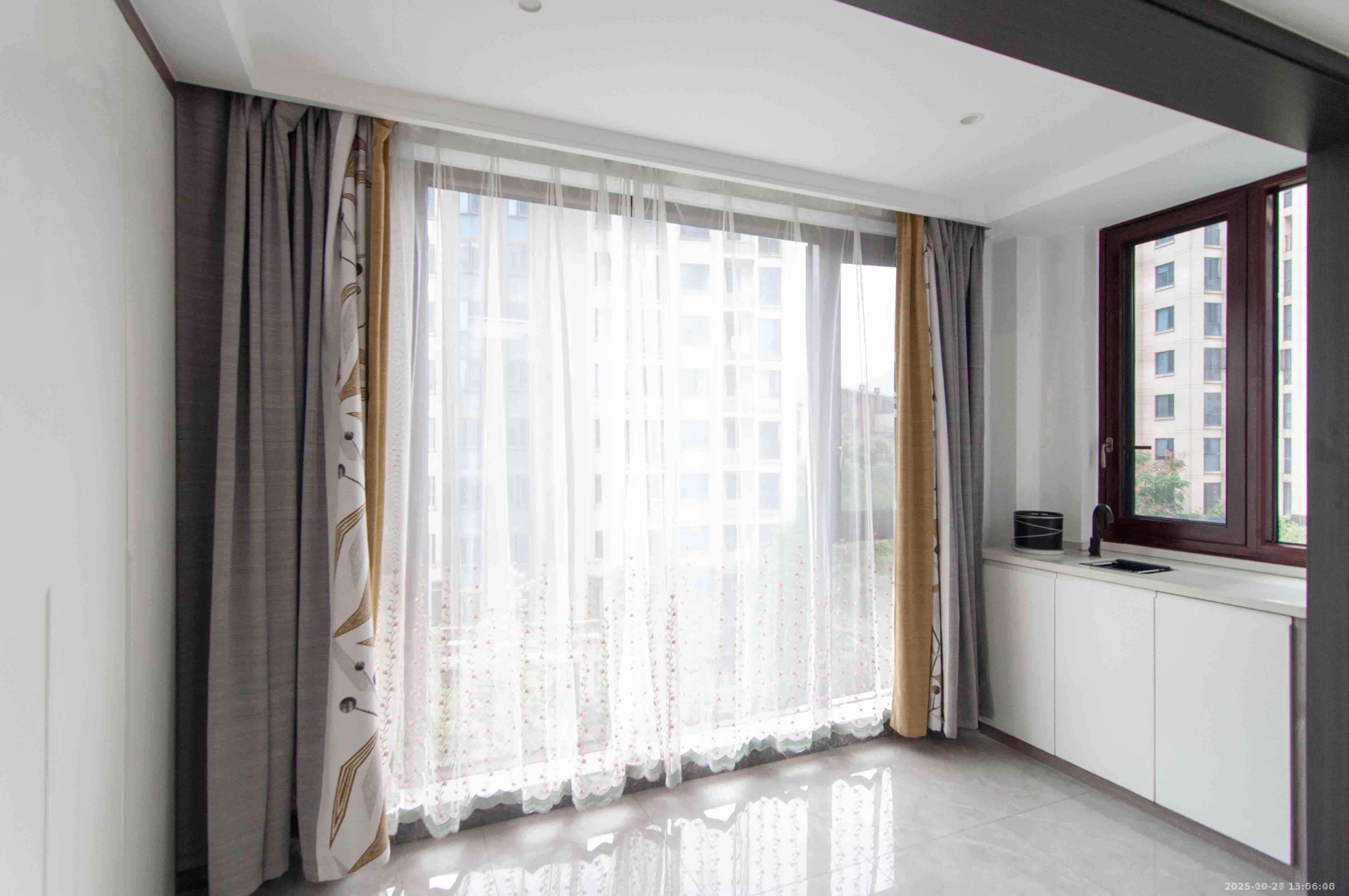 长房梅溪香山  4室2厅2卫    5000.0元/月室内图