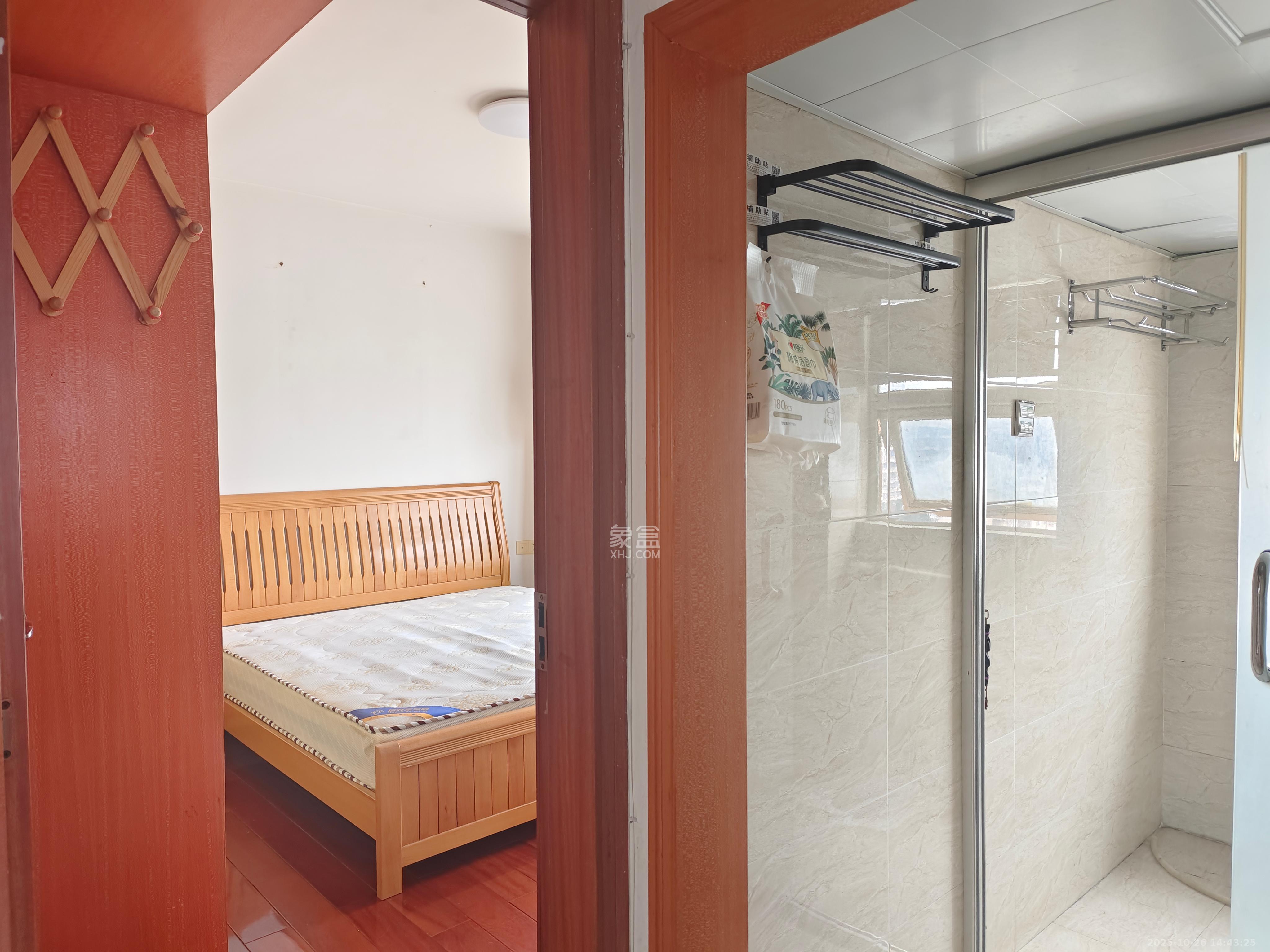 德润园  2室2厅1卫    1900.0元/月室内图