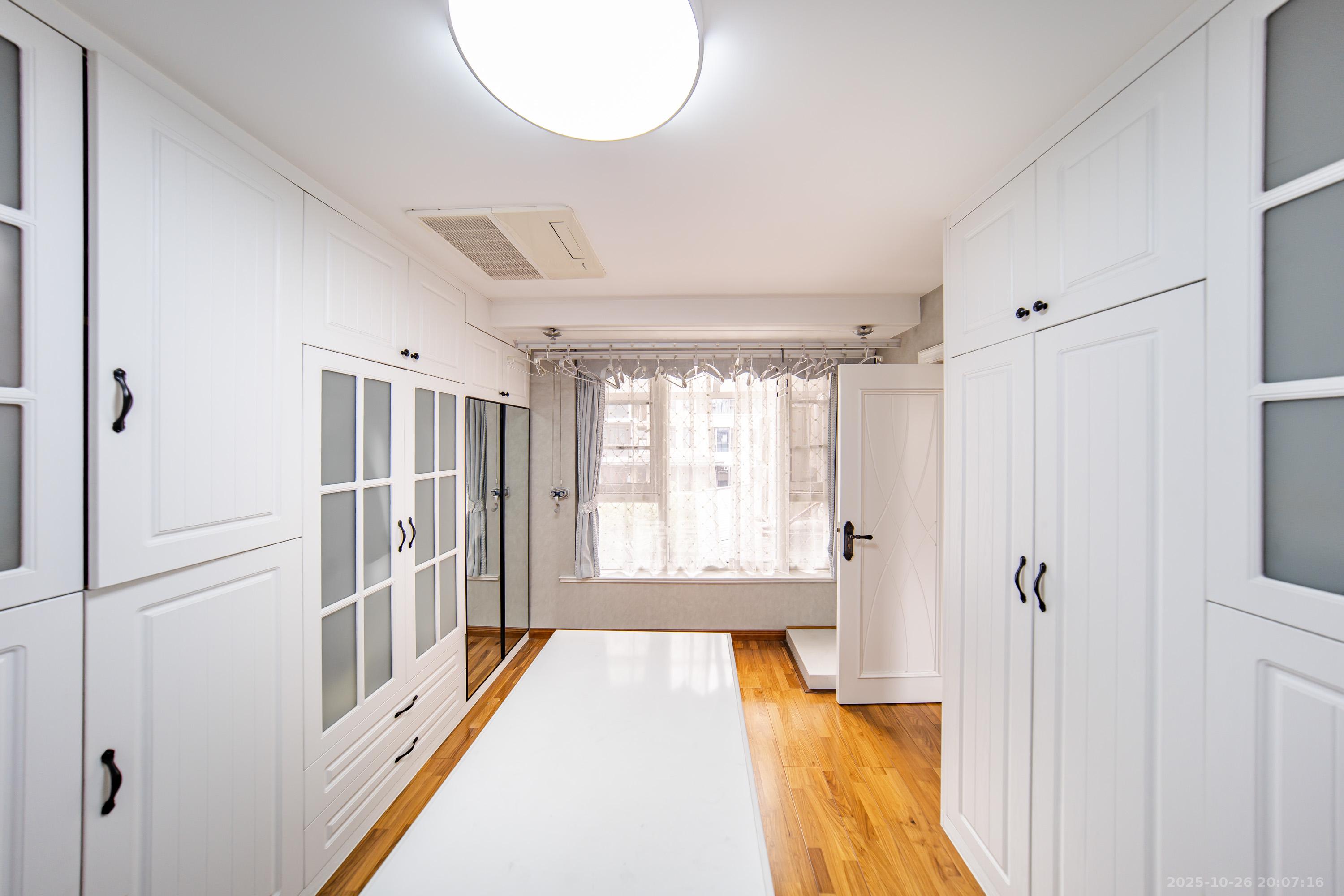 合能洋湖公馆  4室2厅5卫    368.0万 合能洋湖公馆  4室2厅5卫    368.0万其他