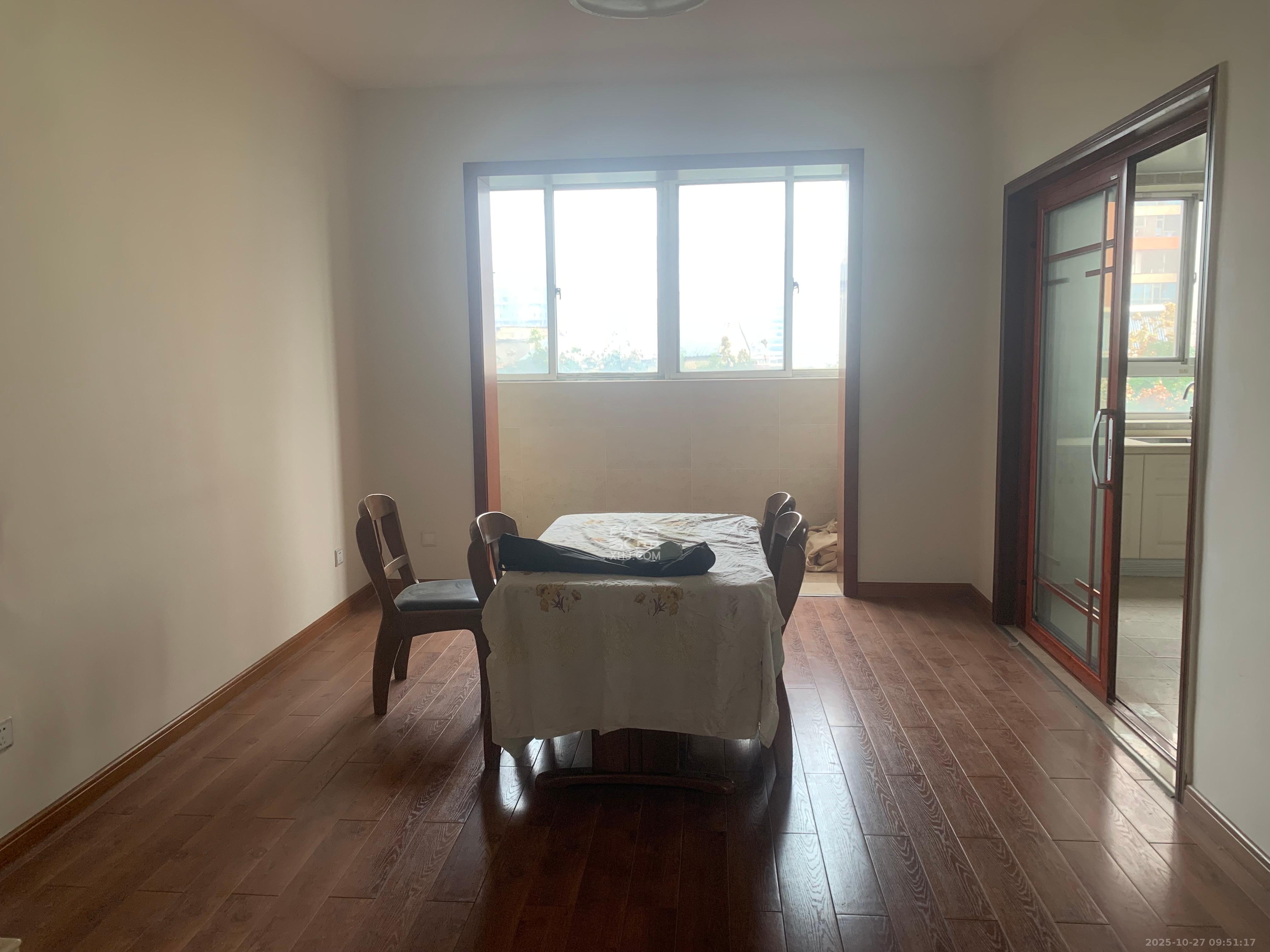 佳馨园 5室2厅2卫 4600.0元/月 佳馨园 5室2厅2卫 4600.0元/月室内图