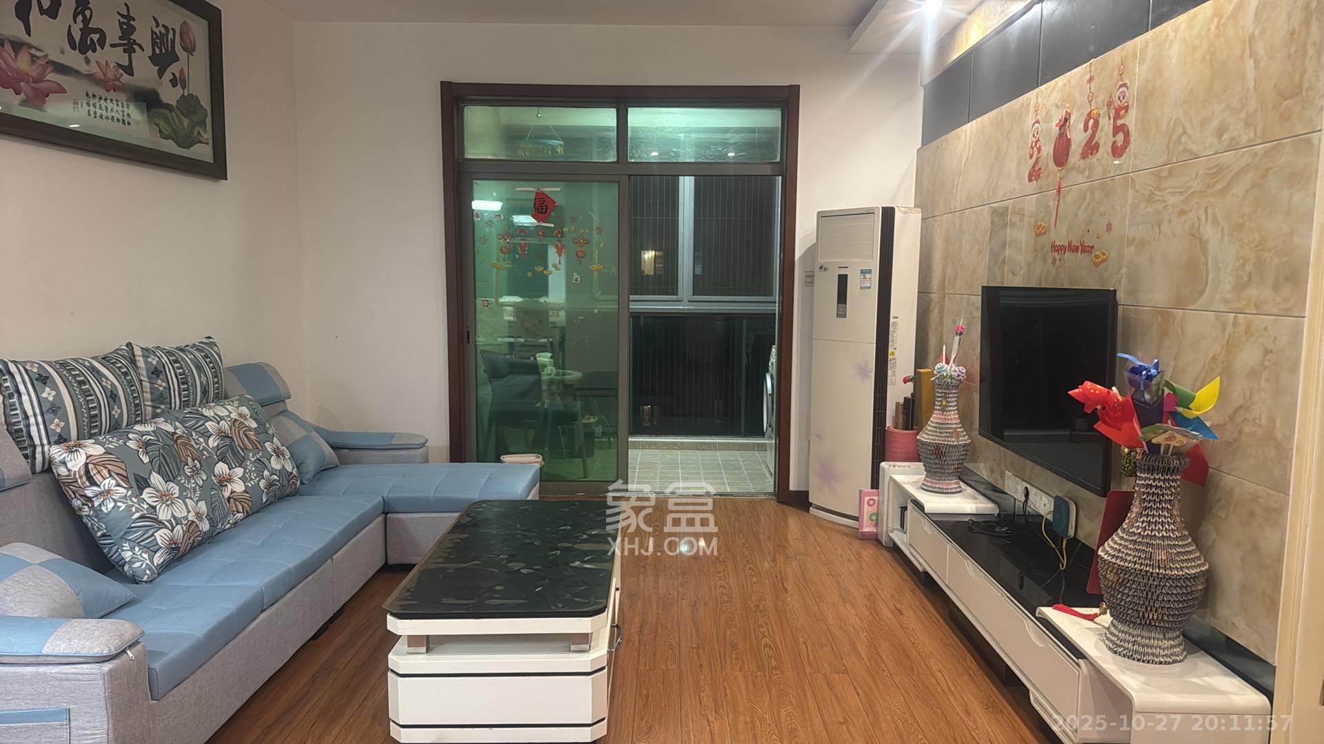 新城新世界一二三期  3室2厅1卫    2700.0元/月 新城新世界一二三期  3室2厅1卫    2700.0元/月室内图